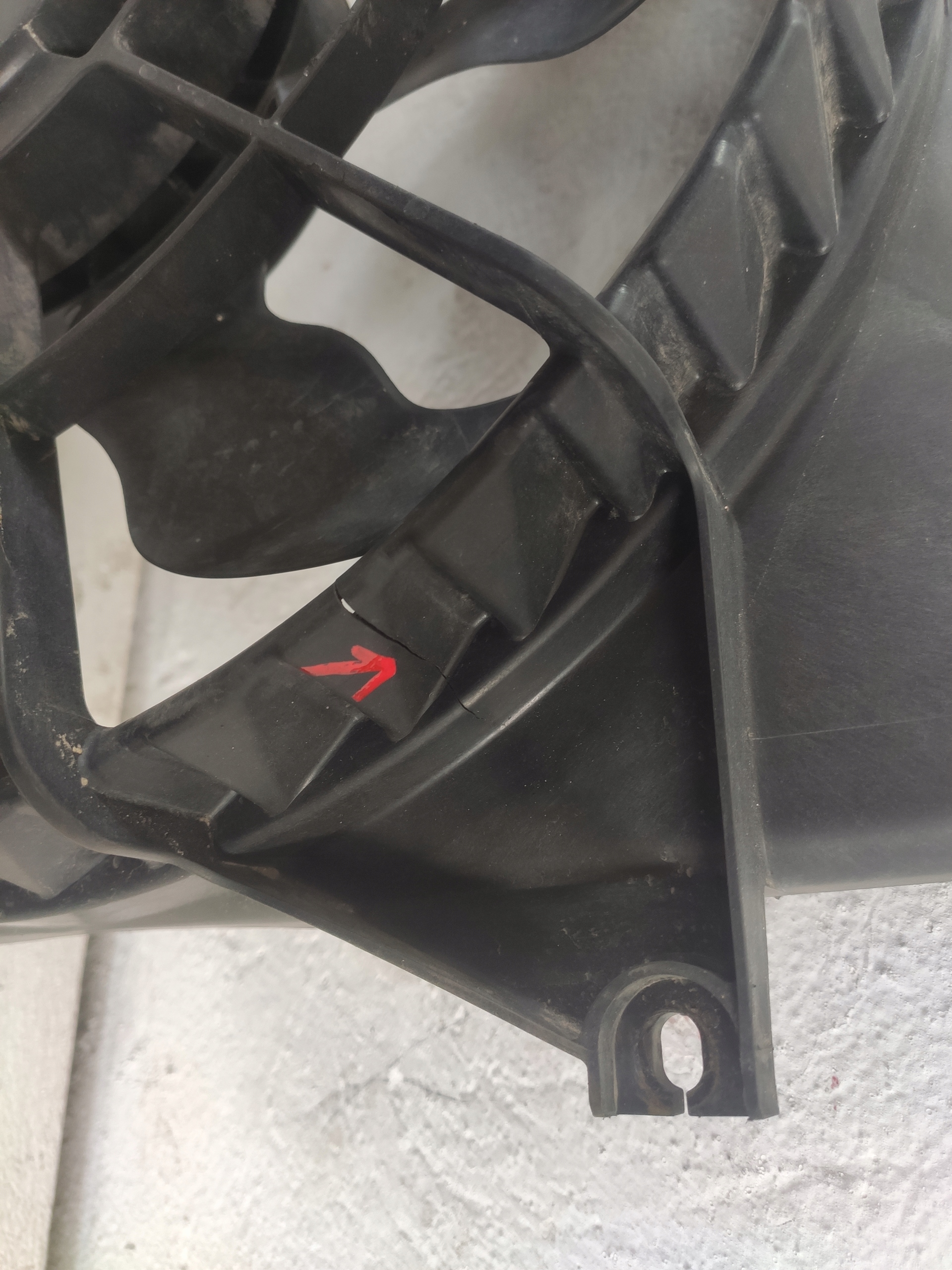 KIA CARENS IV 2013 1.7CRDI ventilátor chladiče