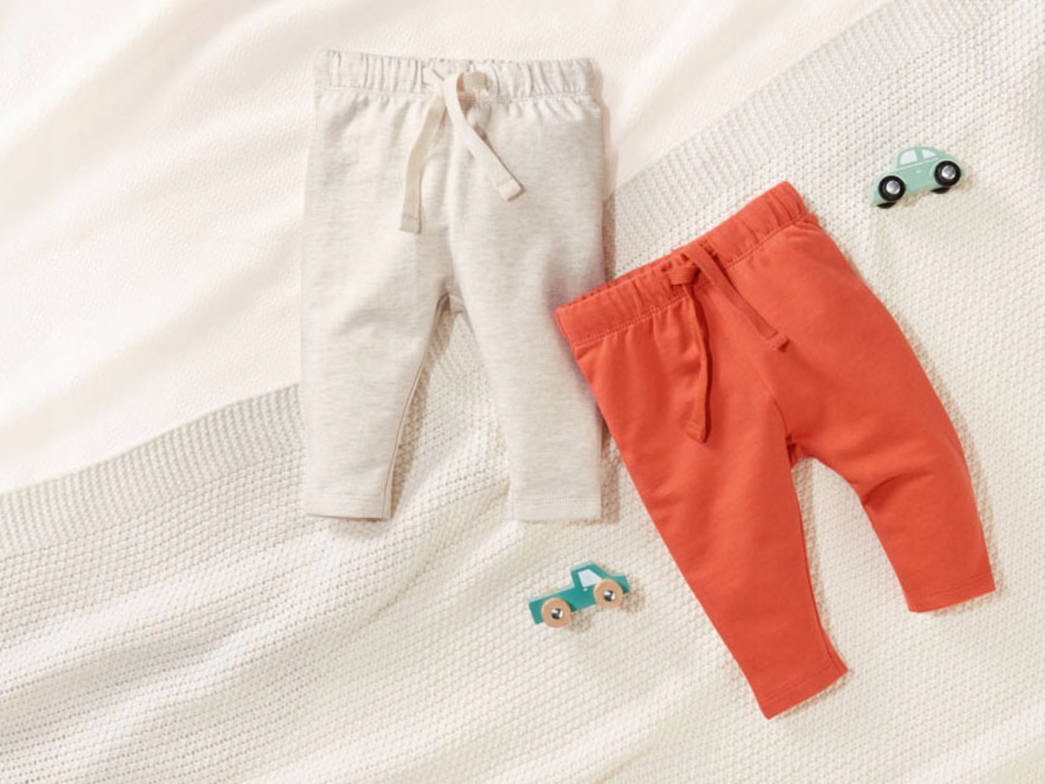 Lupilu Spodnie dresowe niemowlęce 62/68 Kolor wielokolorowy