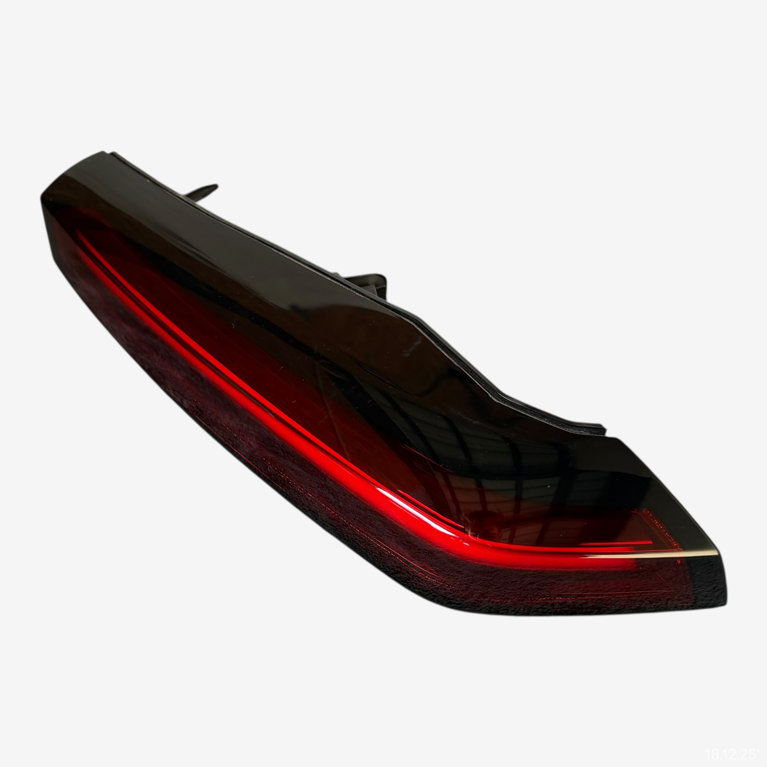 light rear right bonnet CITROEN C4 III 2022 ROK 9831120580