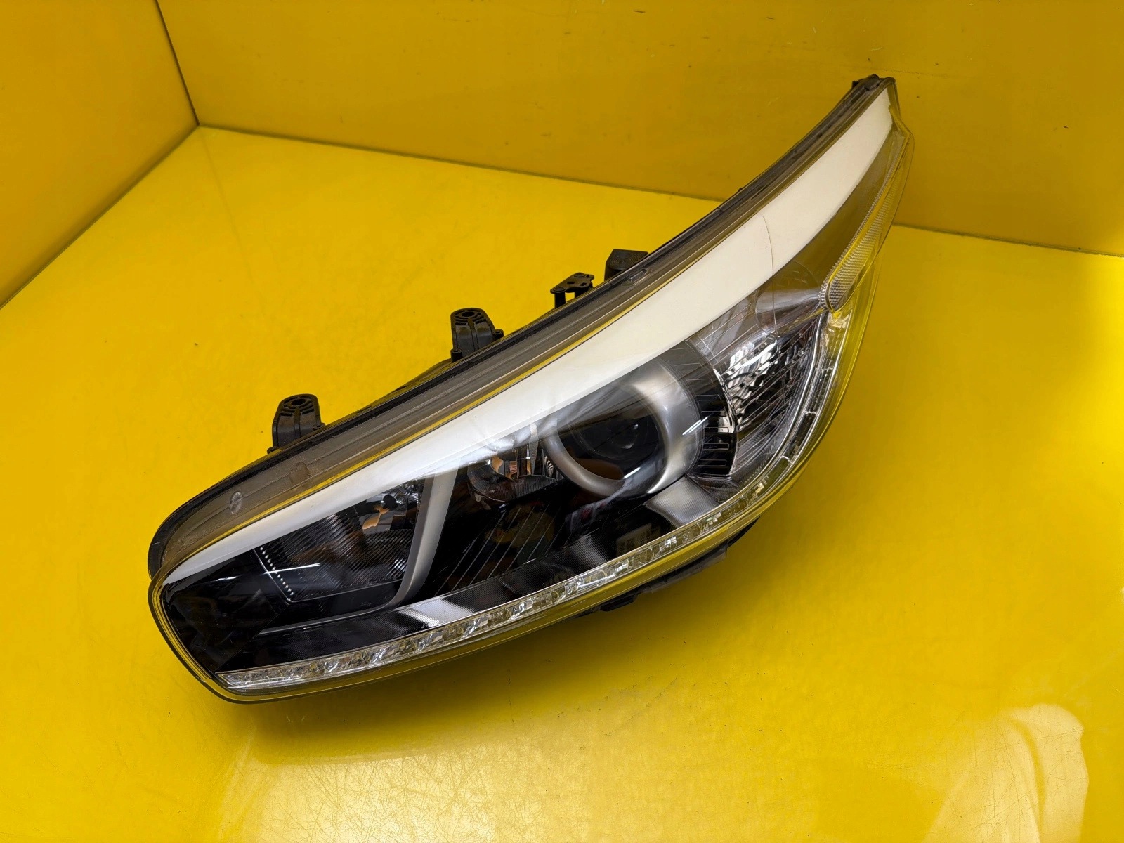 light left Kia Proceed Pro Ceed GT 2 II lens + Led 92101-A2350