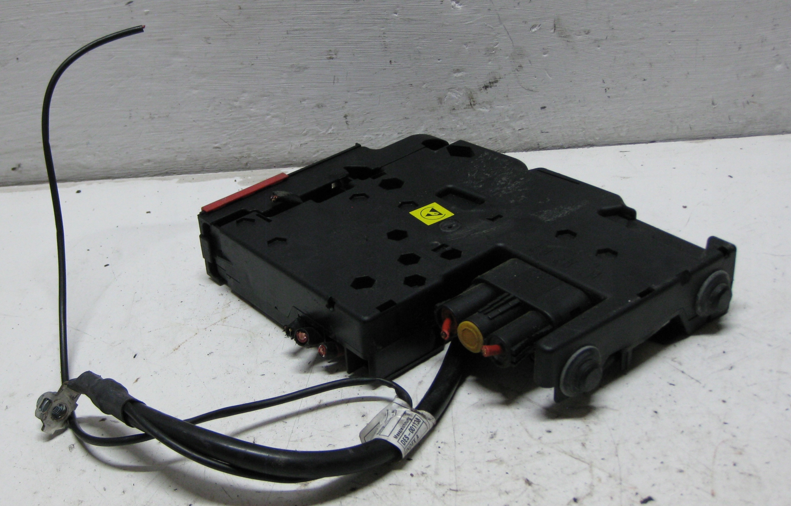 MERCEDES W212 KOMBI 14R pyrotechnic clamp