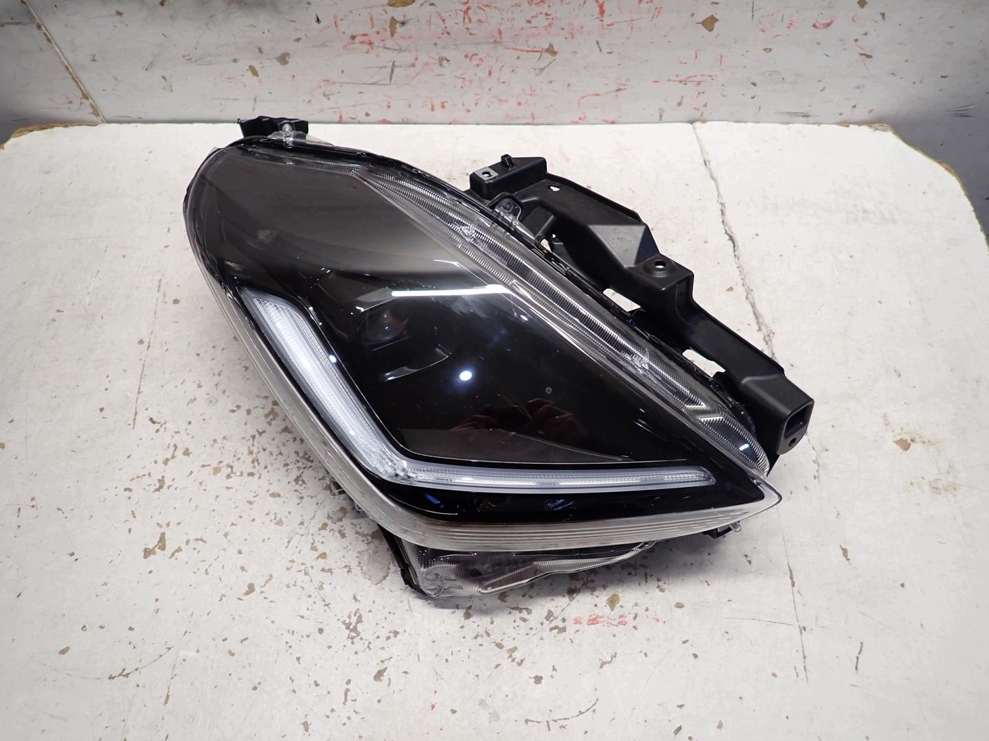 feu avant avant droit SUZUKI SWIFT MK9 2024- FULL LED