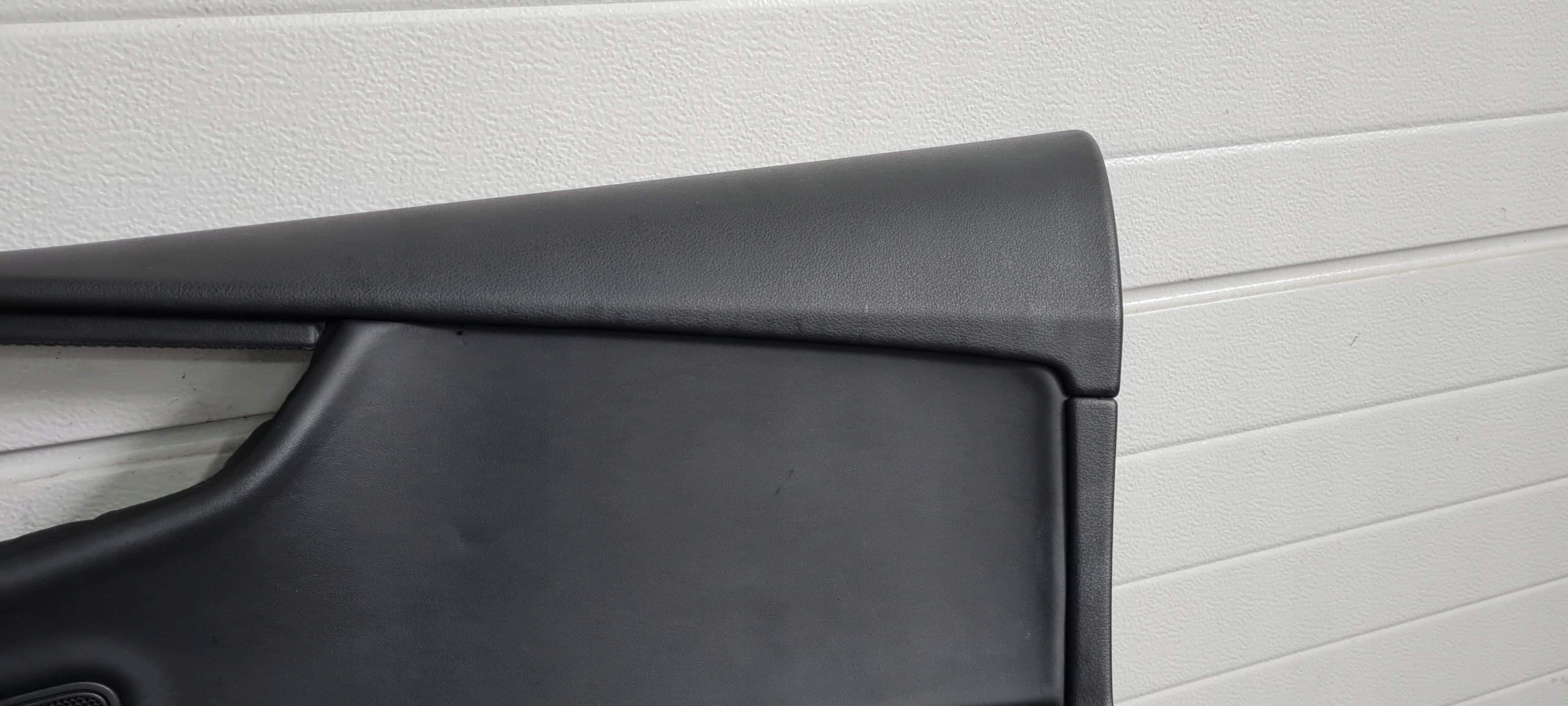 S7 4G A7 side door right front below AMBIENTE leather 4G8867022