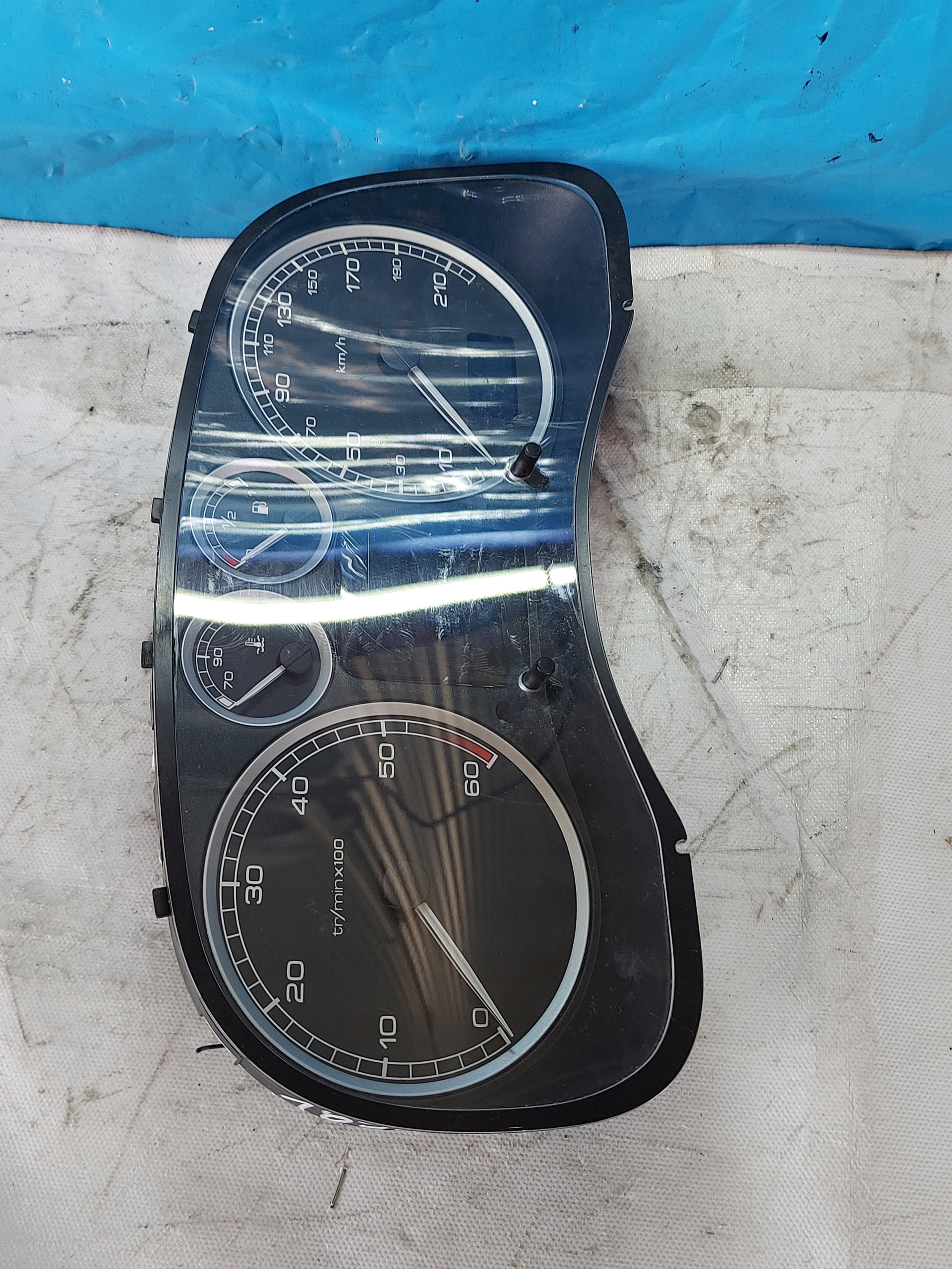 dials clock PEUGEOT 307 2.0 HDI P9646742480