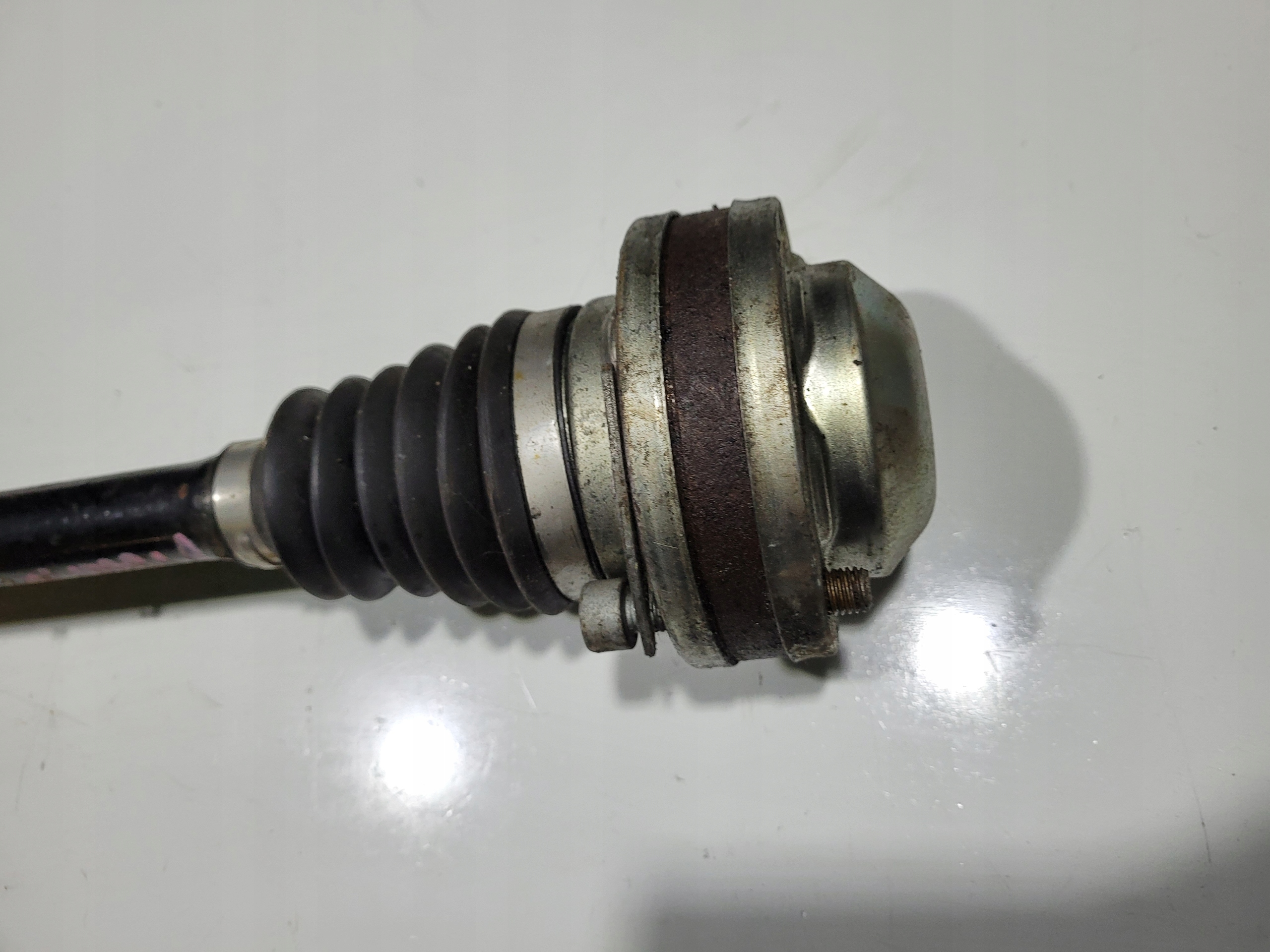 semi-axis left short. VW SKODA AUDI 3Q0407271N