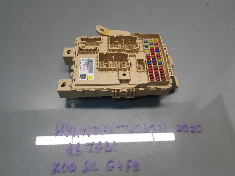 SKRZYNKA BEZPIECZNIKÓW TUCSON IV 1.6 91950-N7220 Producent części Hyundai OE