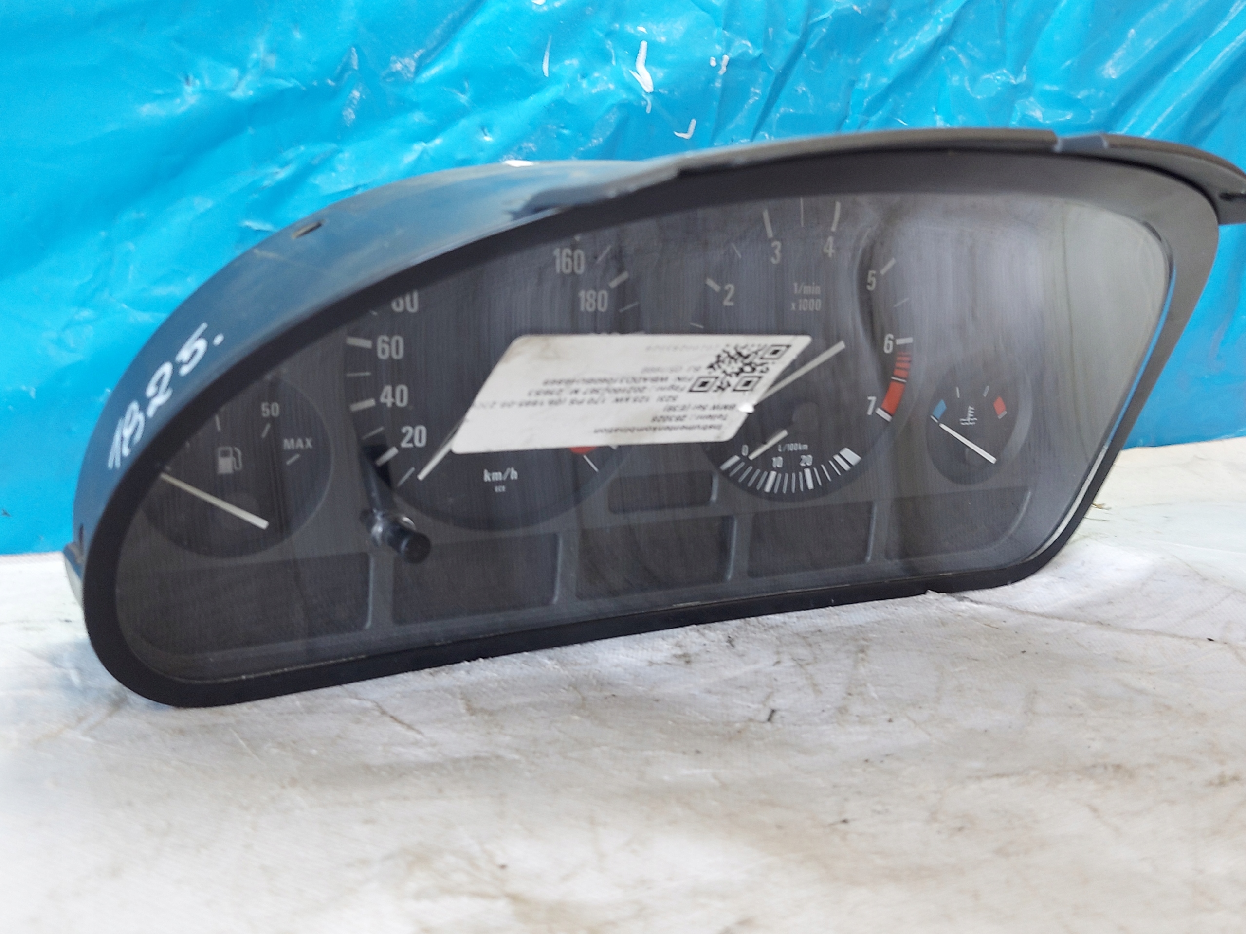 dials clock BMW 523i E39 62118375669