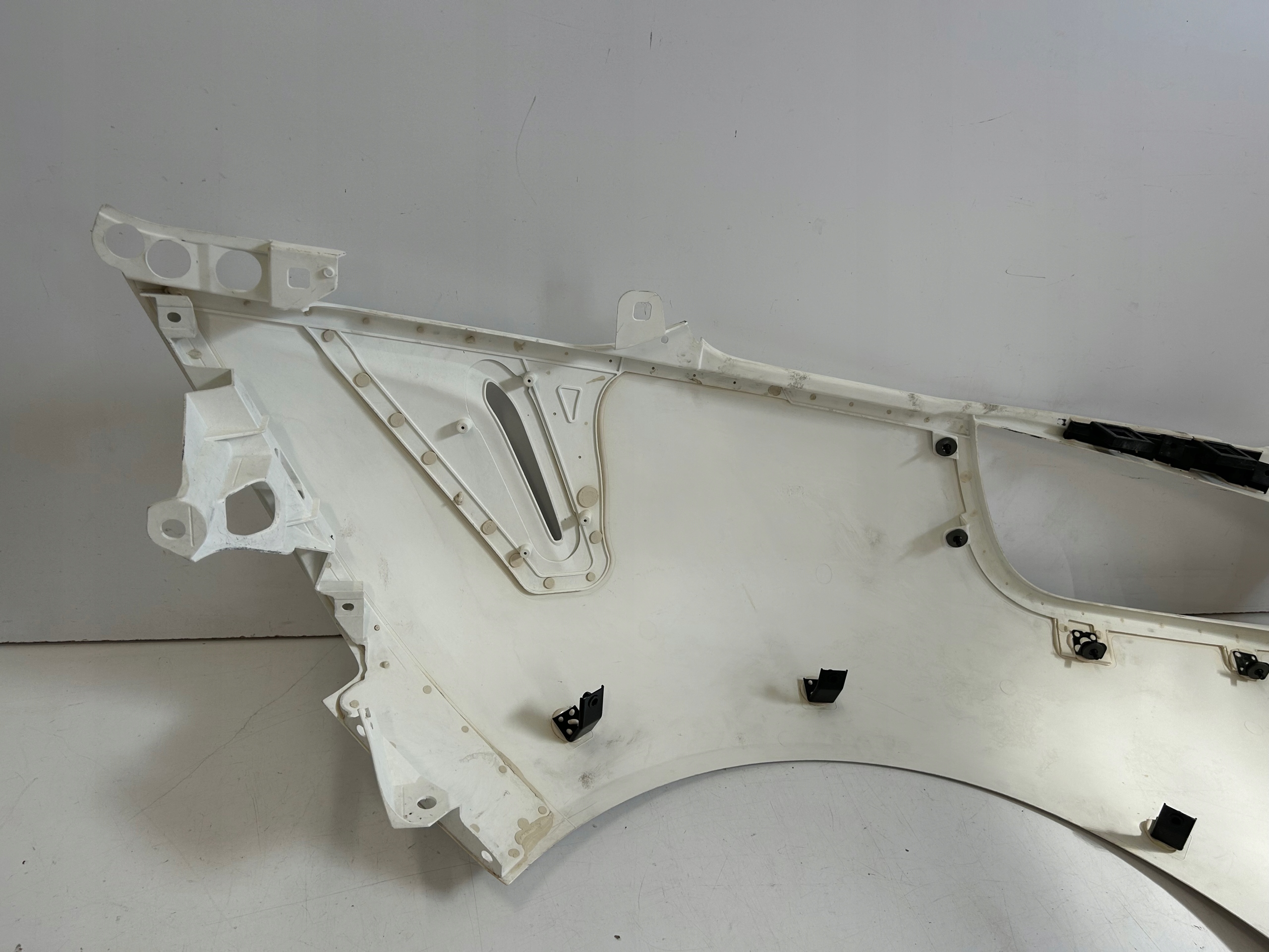 MASERATI MC20 CIELO fender rear left Rear Left Fender