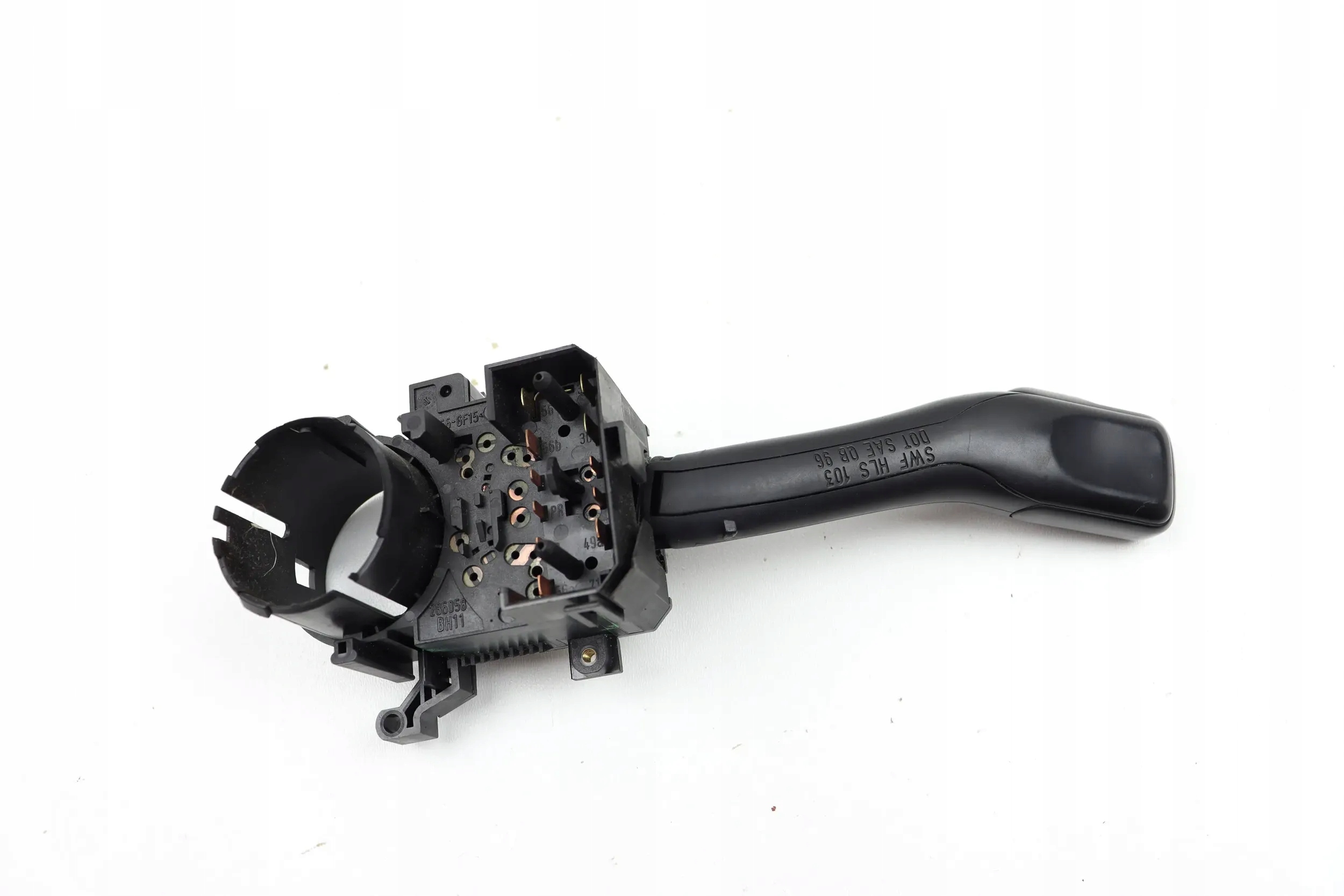 VW PASSAT B5 GOLF IV BORA Bouton Indicateurs de direction MANETKA 8L0953513G