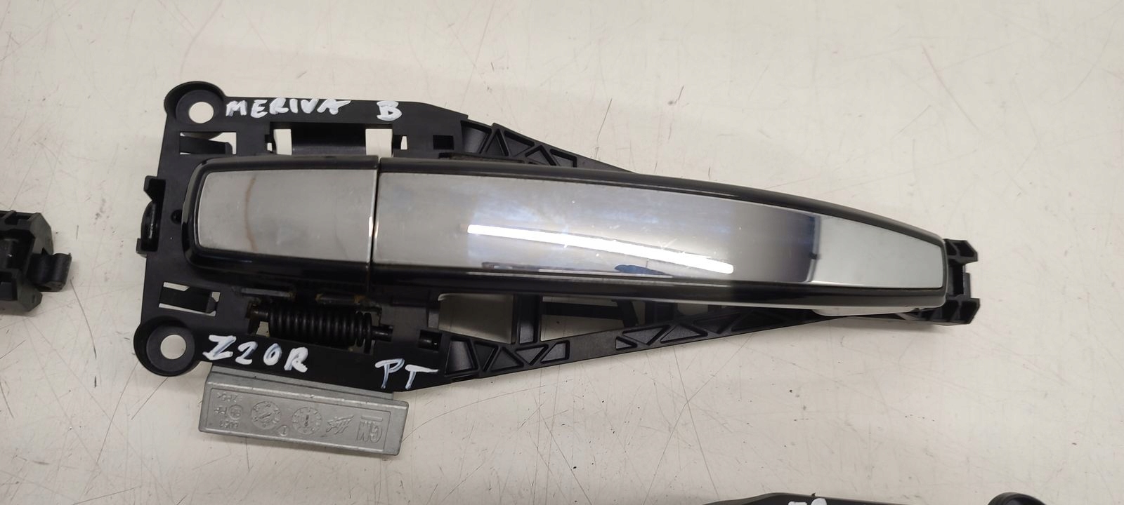 handle rear part rear right chrom Opel Meriva B