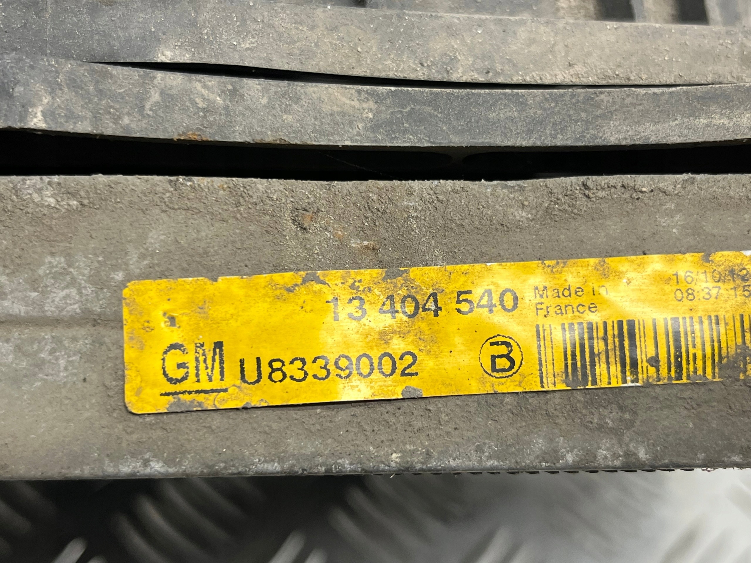 supplementary water cooler OPEL INSIGNIA 13404540
