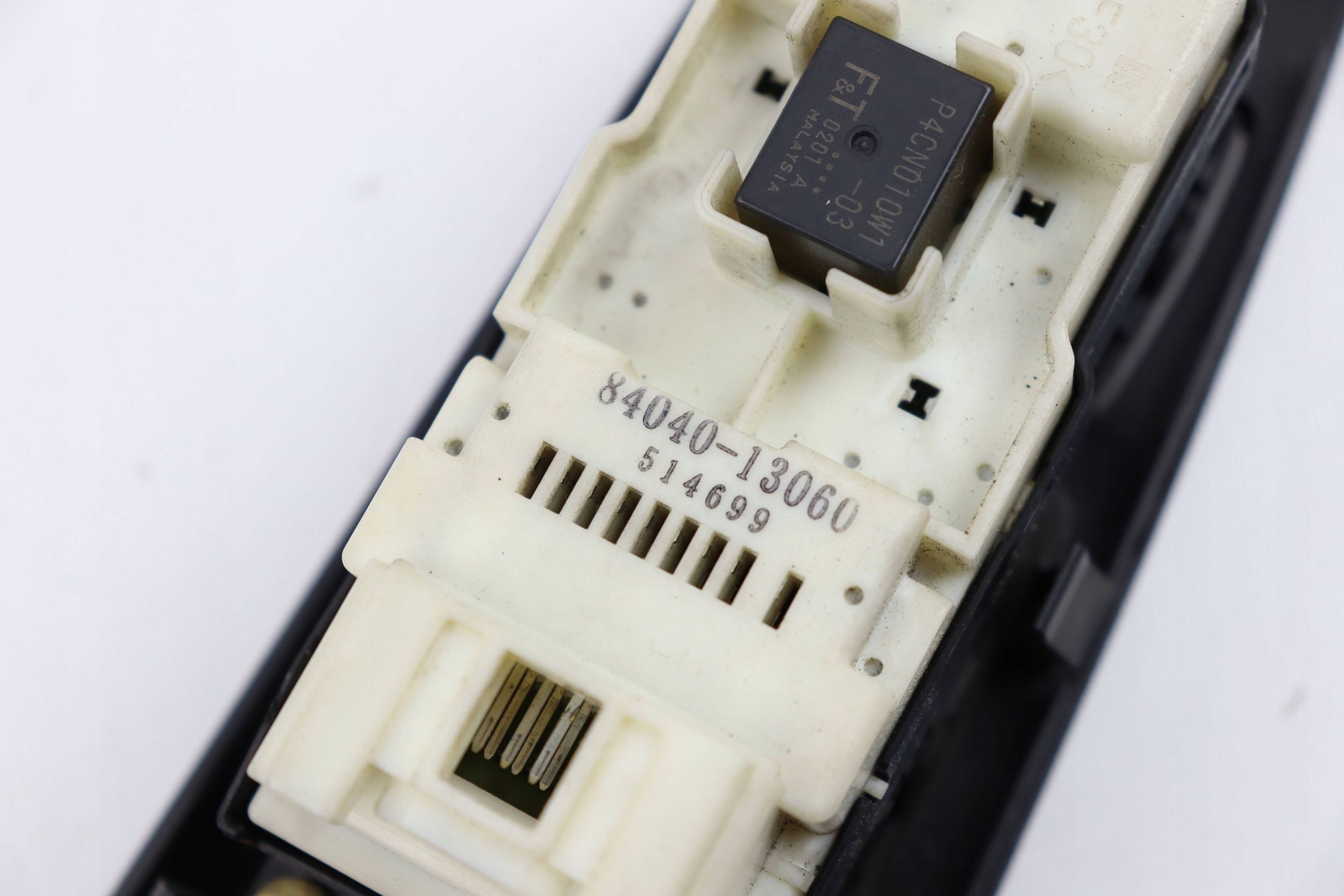 TOYOTA COROLLA E12 PANEL window control switch left EUROPA 84040-13060