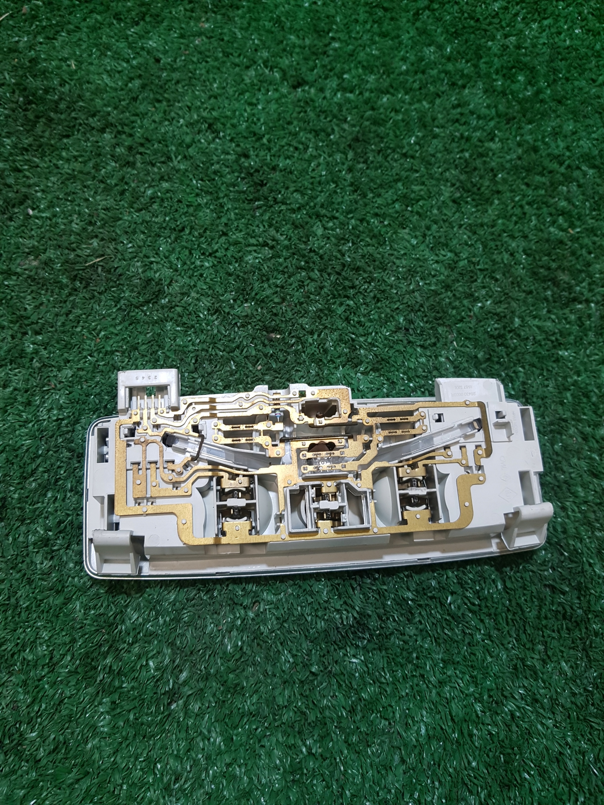 FANALE CIELO INTERNO RENAULT LAGUNA 3 264300003R