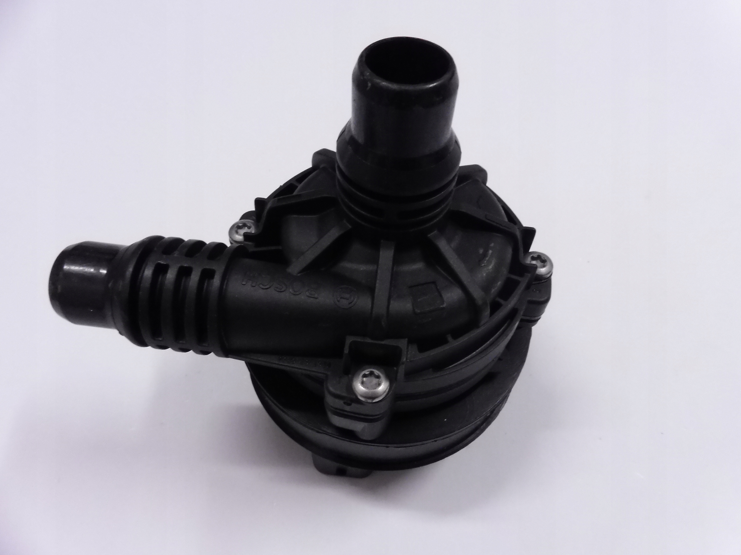 000 500 - MERCEDES A B C E S водяной насос A0005005400 BOSCH