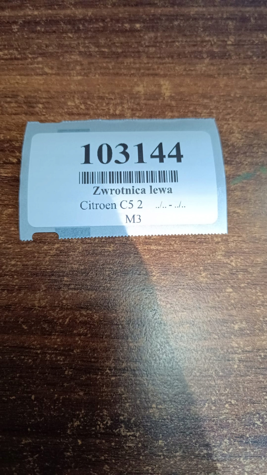 CITROEN C5 II 1.6 HDI otoč čepu levý záď