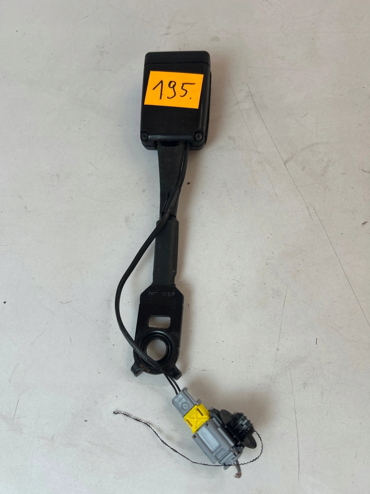 Zapinka supports front front right Citroen DS5