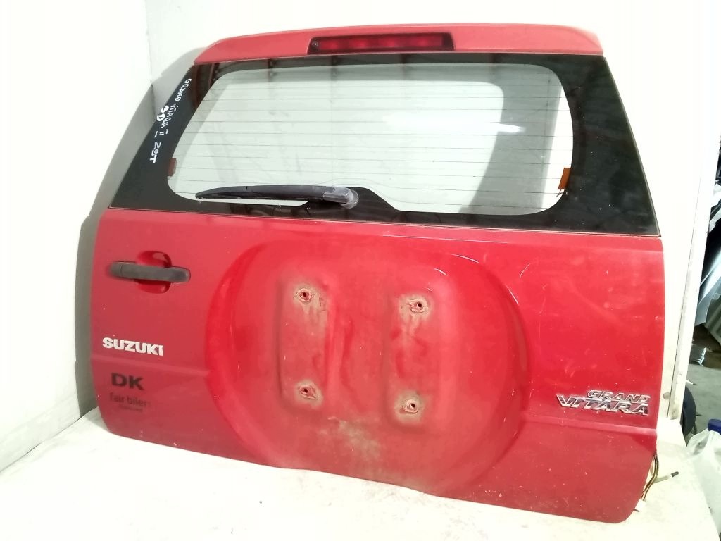 Suzuki Grand Vitara II 2 boot door rear 3D Z9T