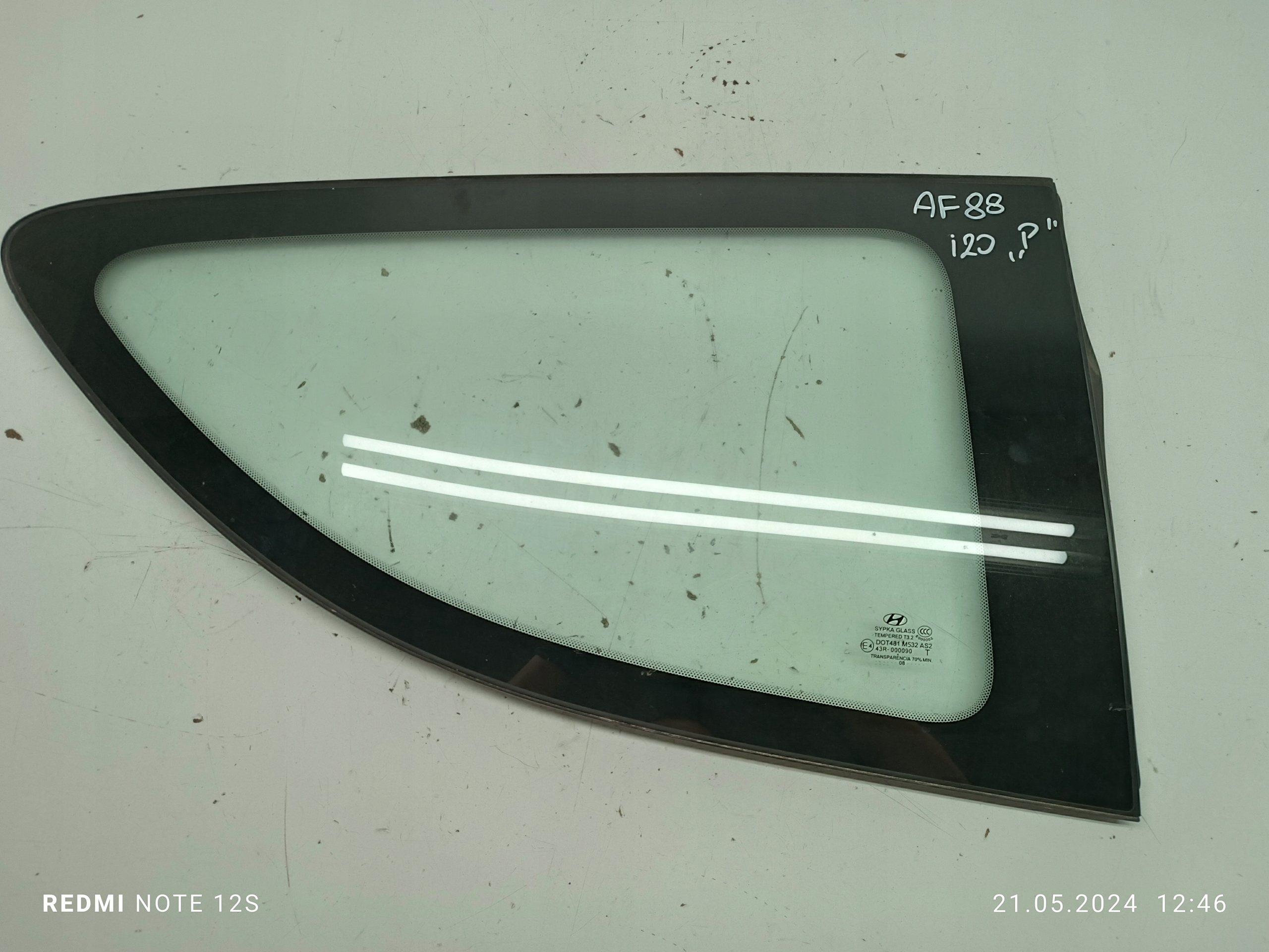 SZYBA PRAWA BOCZNA TYŁ HYUNDAI I20 3D 09r.
