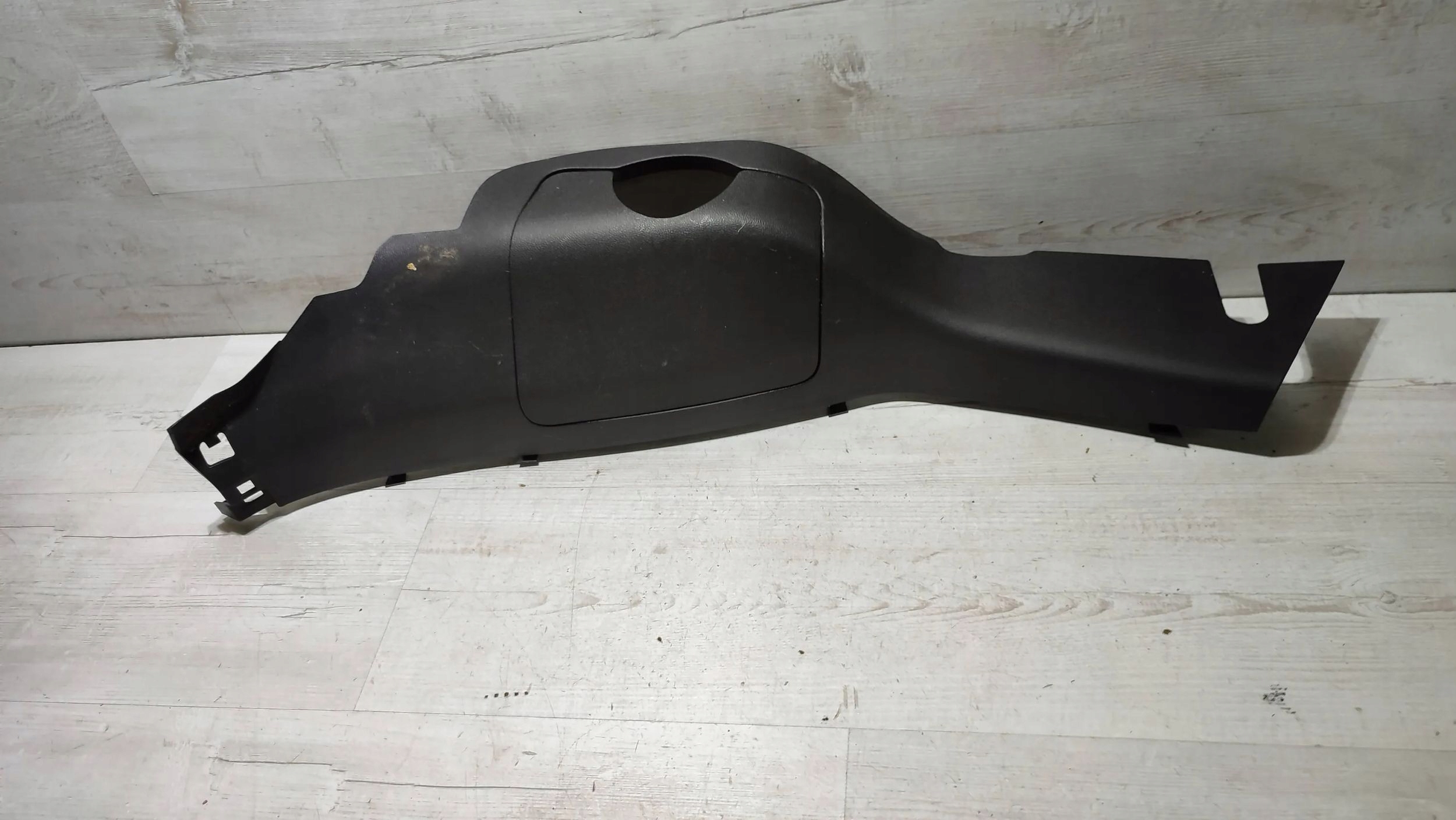 Renault Kadjar 17r 1.5dci rear part side left side cover slupka