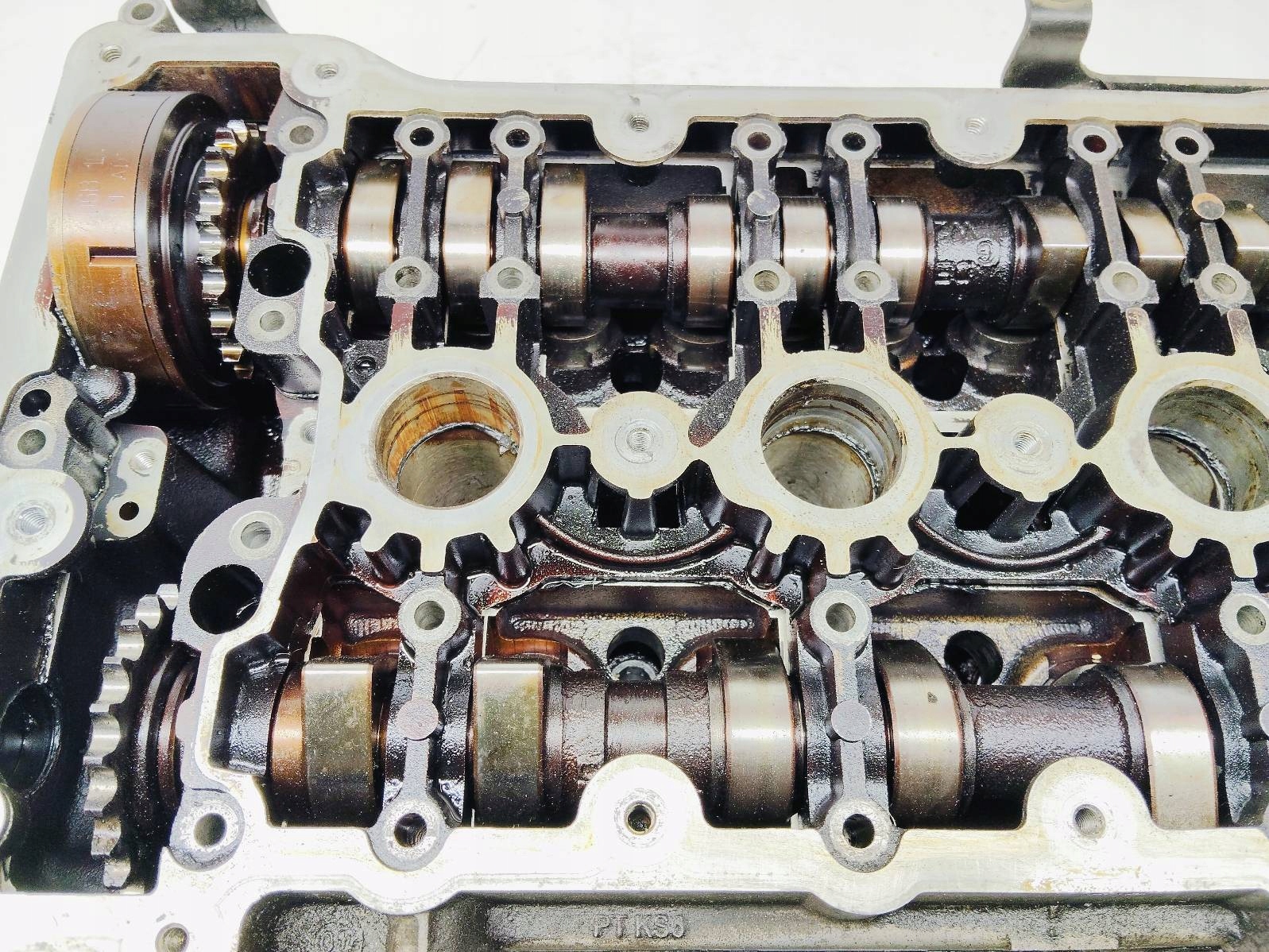 TESTATA Audi A4 B6 2.0 20V 06B103373AM