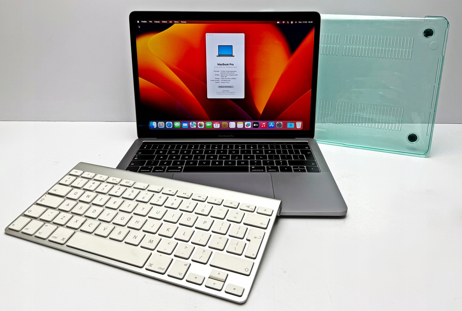 MacBookpro2019 13インチ　250GB Laptop Apple MacBook Pro 13' Retina i5 2019r 256GB 13,3