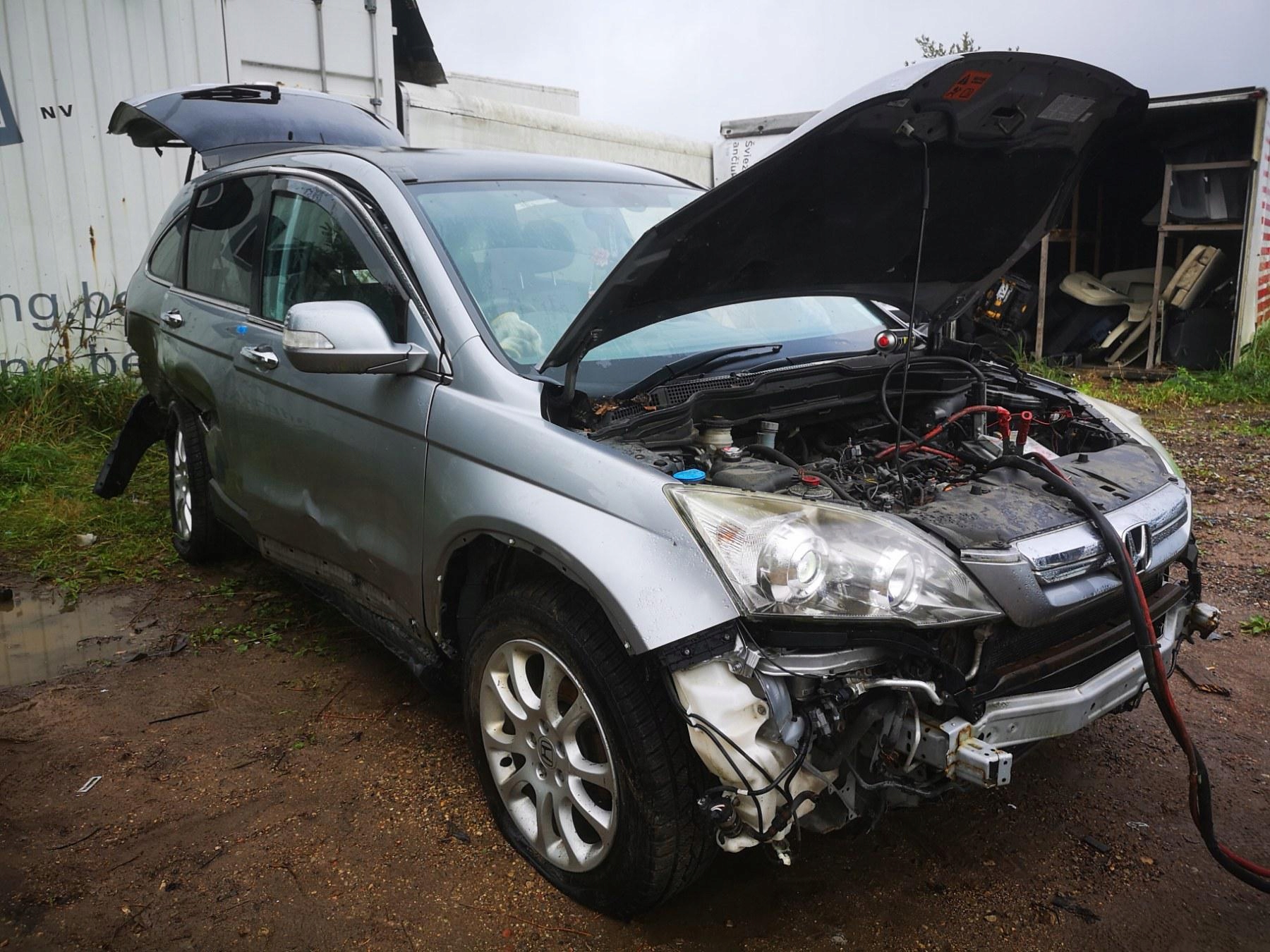 Honda CR-V клапан EGR 2009 2.2л