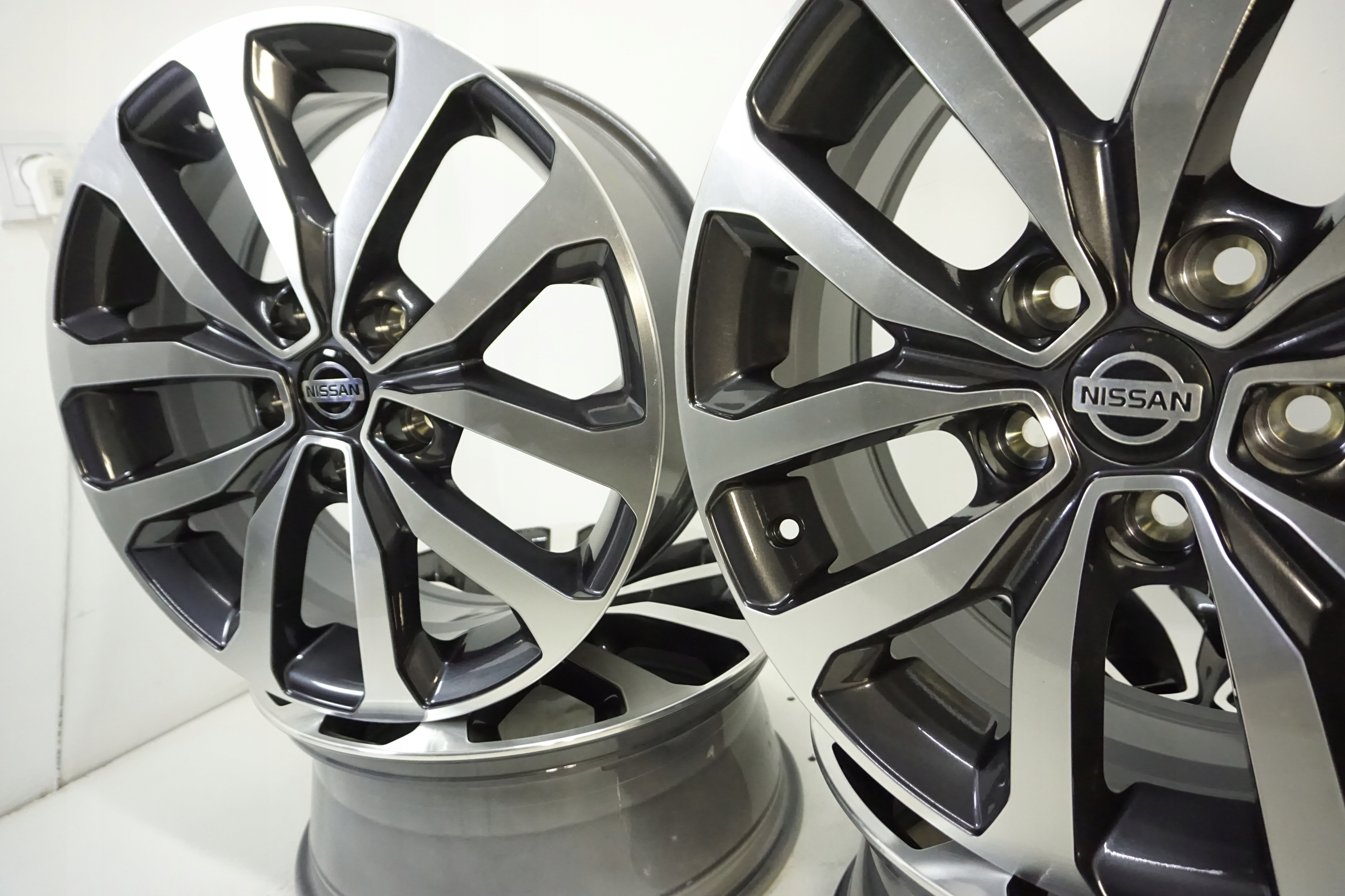 FELGI ALUMINIOWE 17 NISSAN JUKE QASHQAI X TRAIL PULSAR LEAF ARIYA