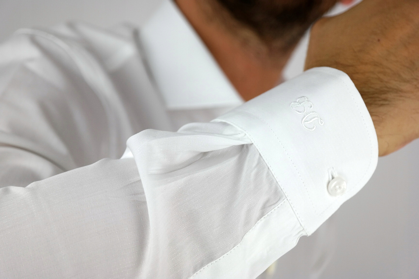 DANIEL BESSI Koszula męska fb955 biała 41/42 L Rodzaj kołnierzyka kołnierzyk