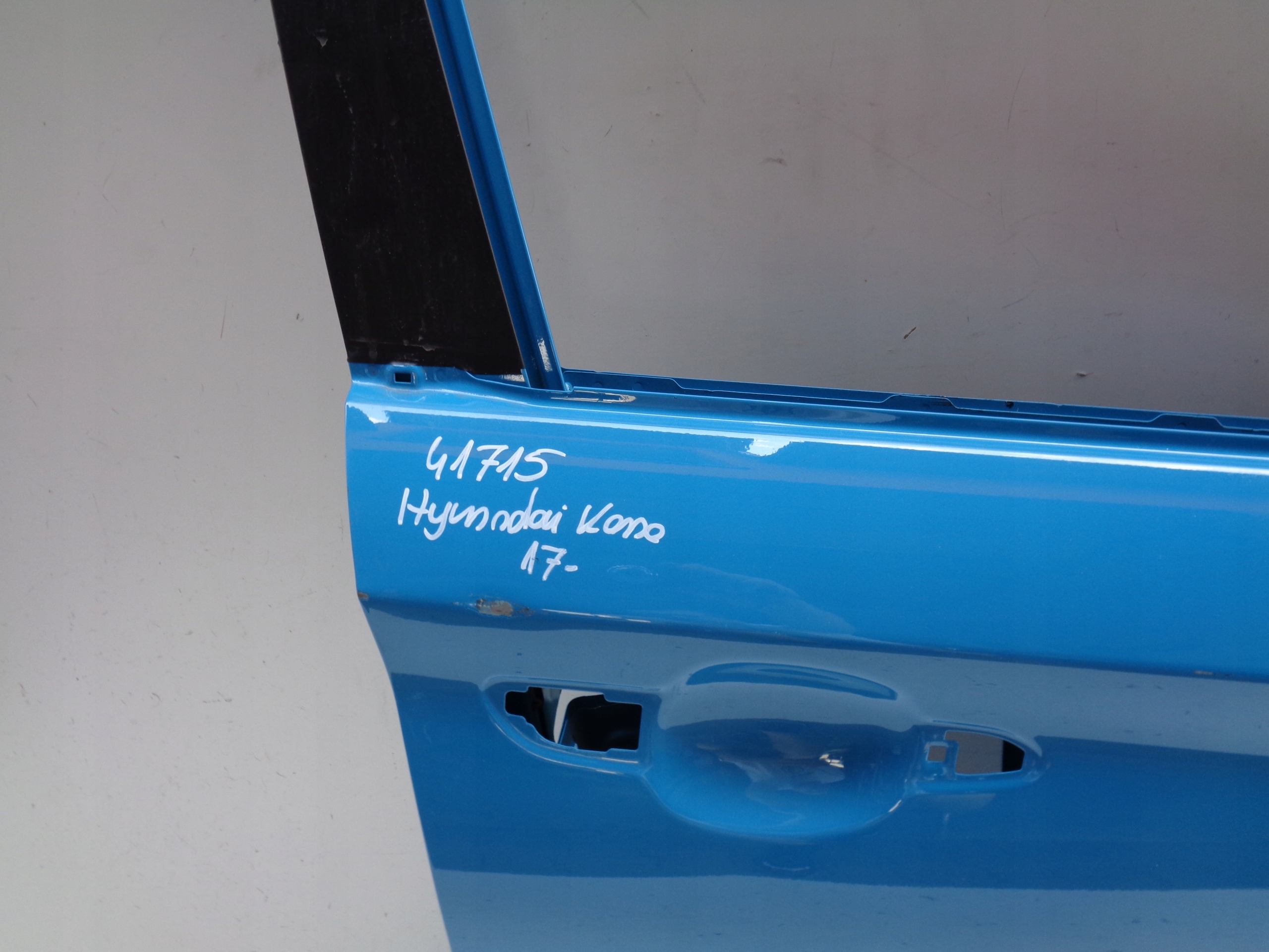 door right front HYUNDAI KONA 17- NR 41715