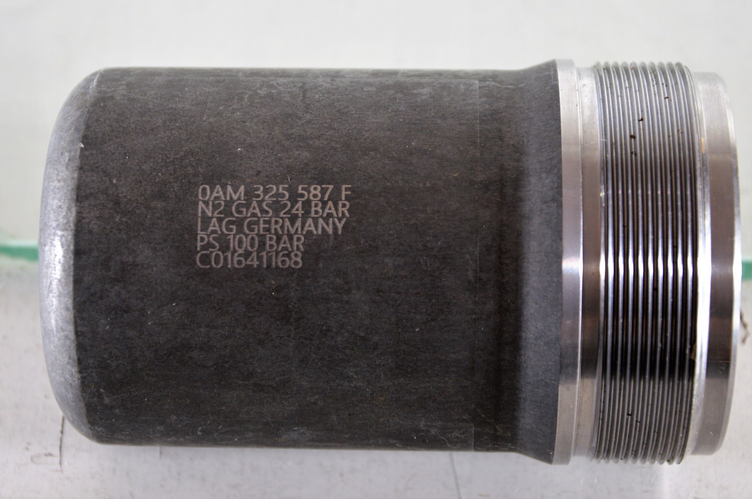 Akumulator ciśnienia 0AM 325 587 F DQ200 DSG 0AM