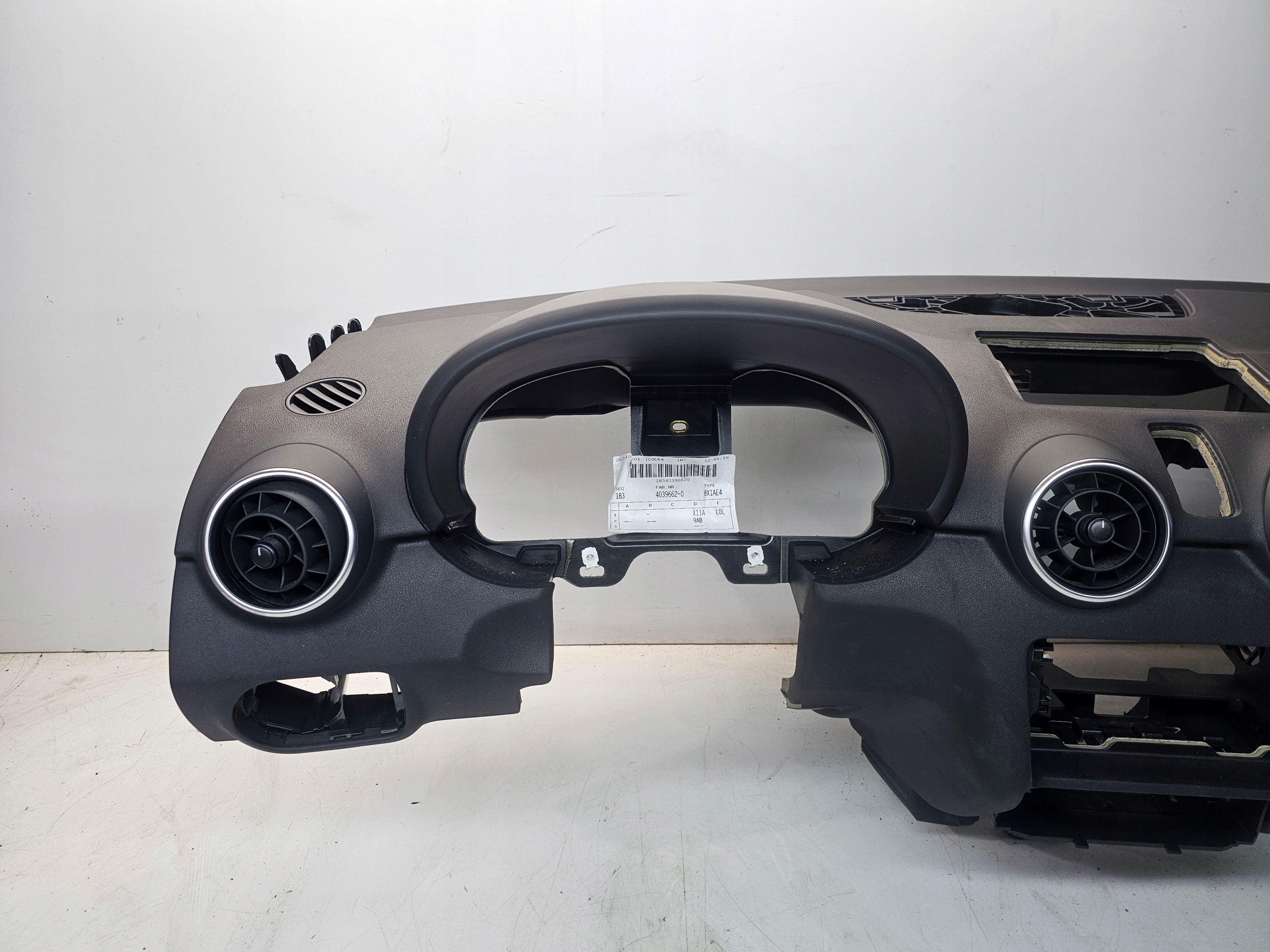dashboard cockpit console AUDI A1 8X original