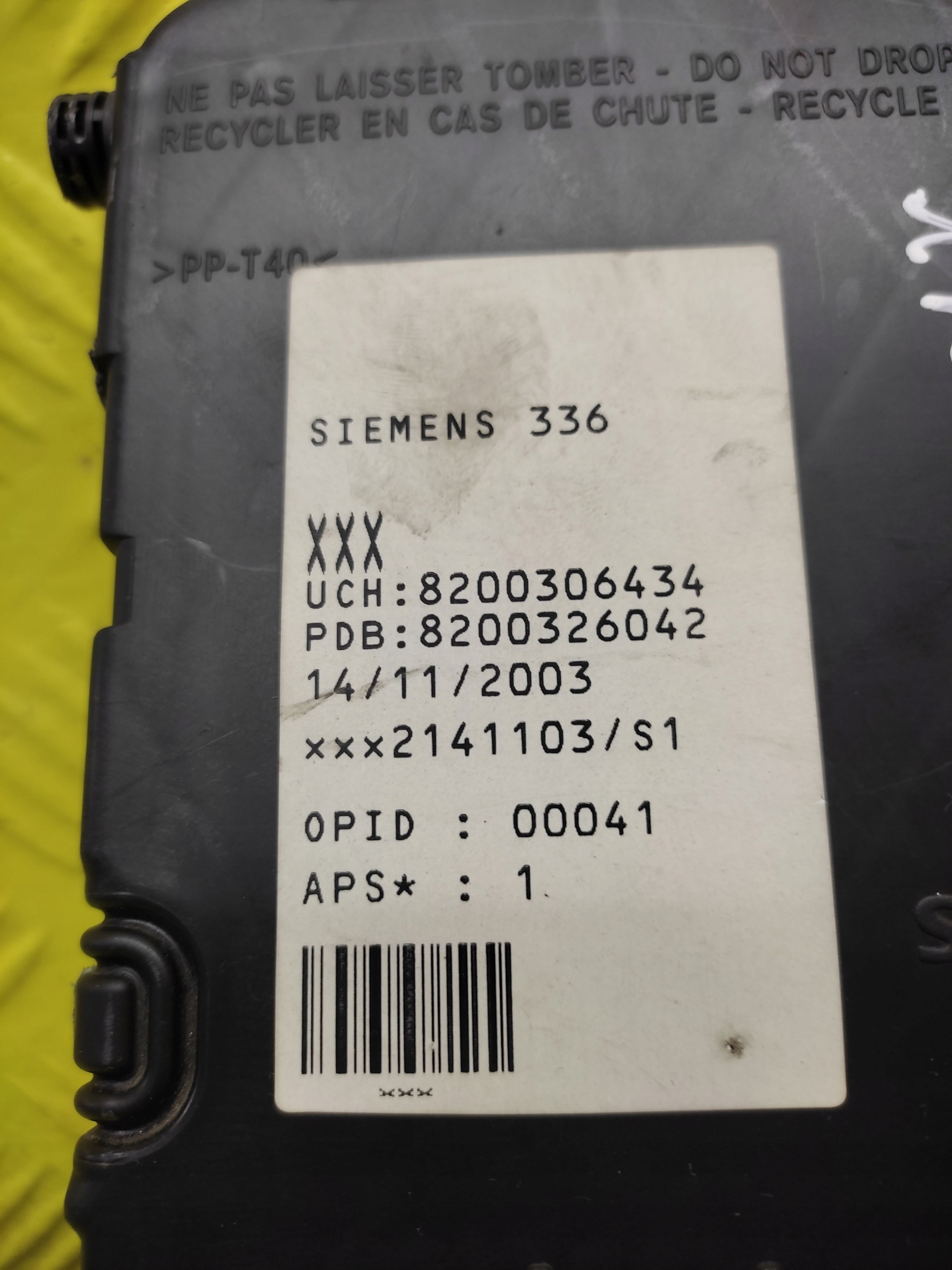 RENAULT MEGANE II 1.5 DCI module compartment BSI