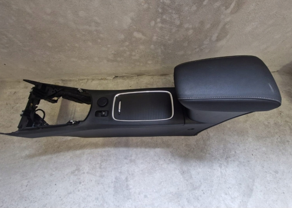 opel ASTRA K тунель средний консоли