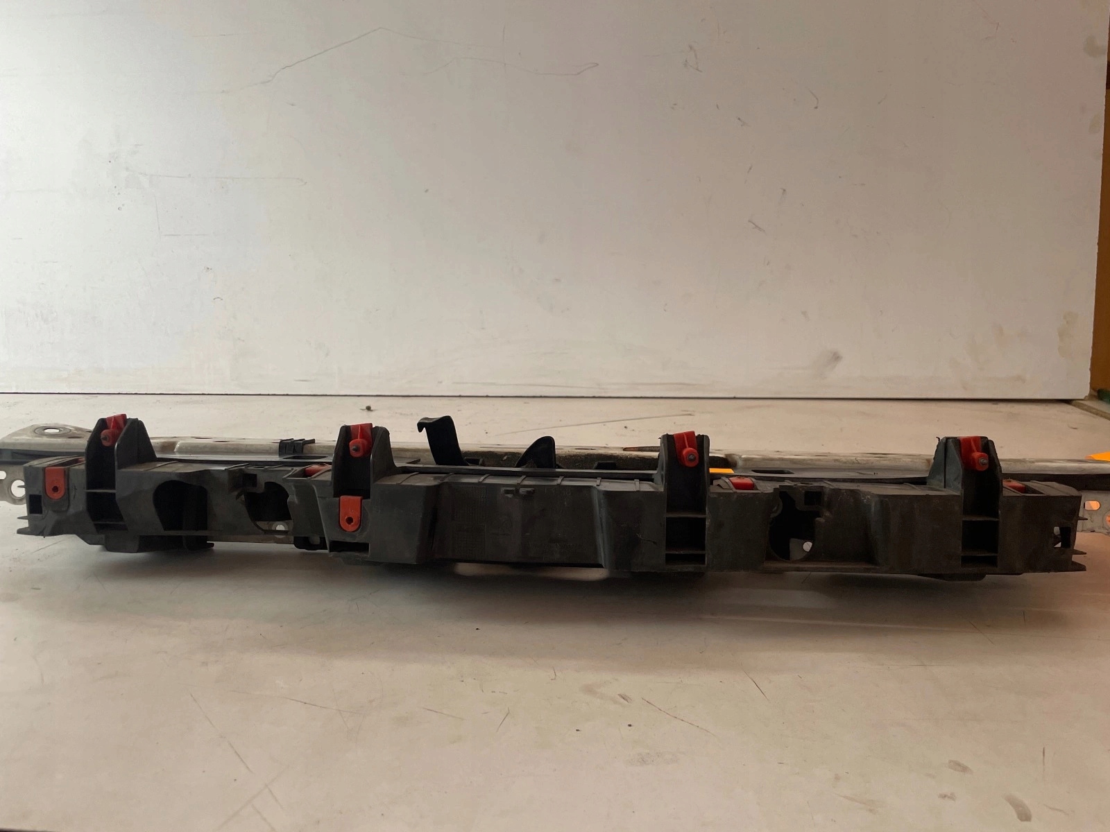 support panel for radiators pillar upper Opel Astra IV J