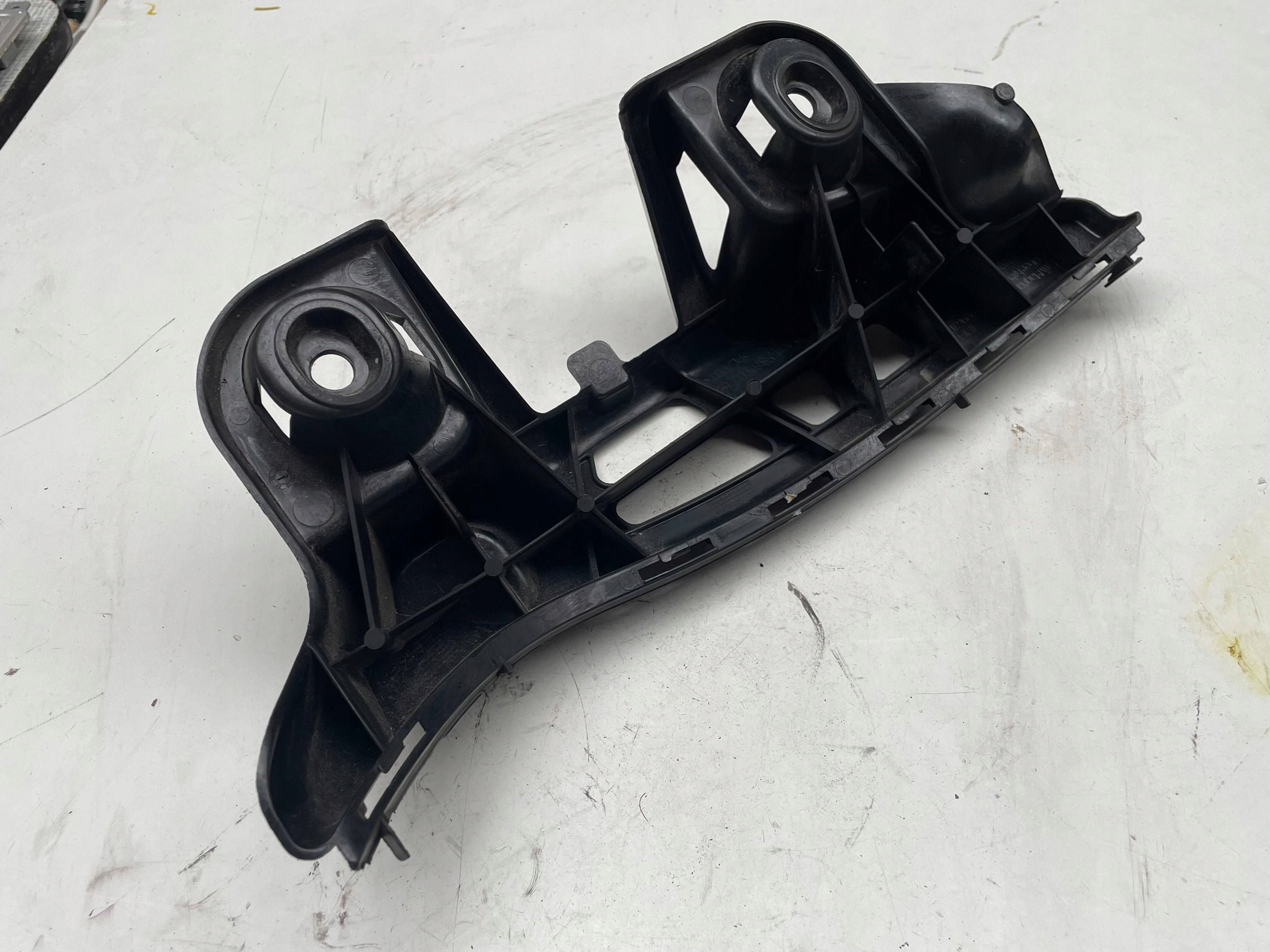 MERCEDES CLA C117 bumper bracket left rear part A1178850765 !J