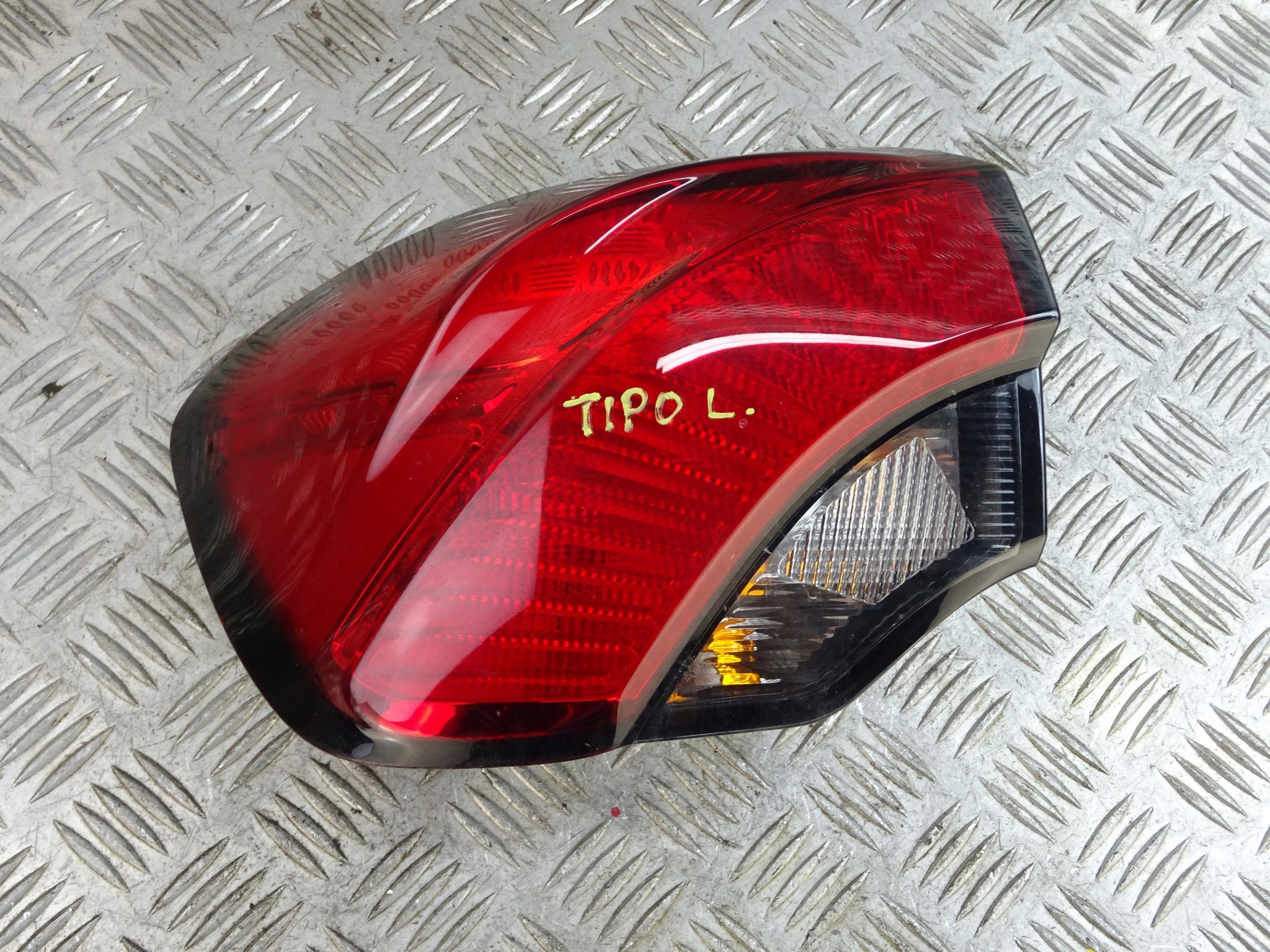 FIAT TIPO II light left left rear part 0520789330 HB