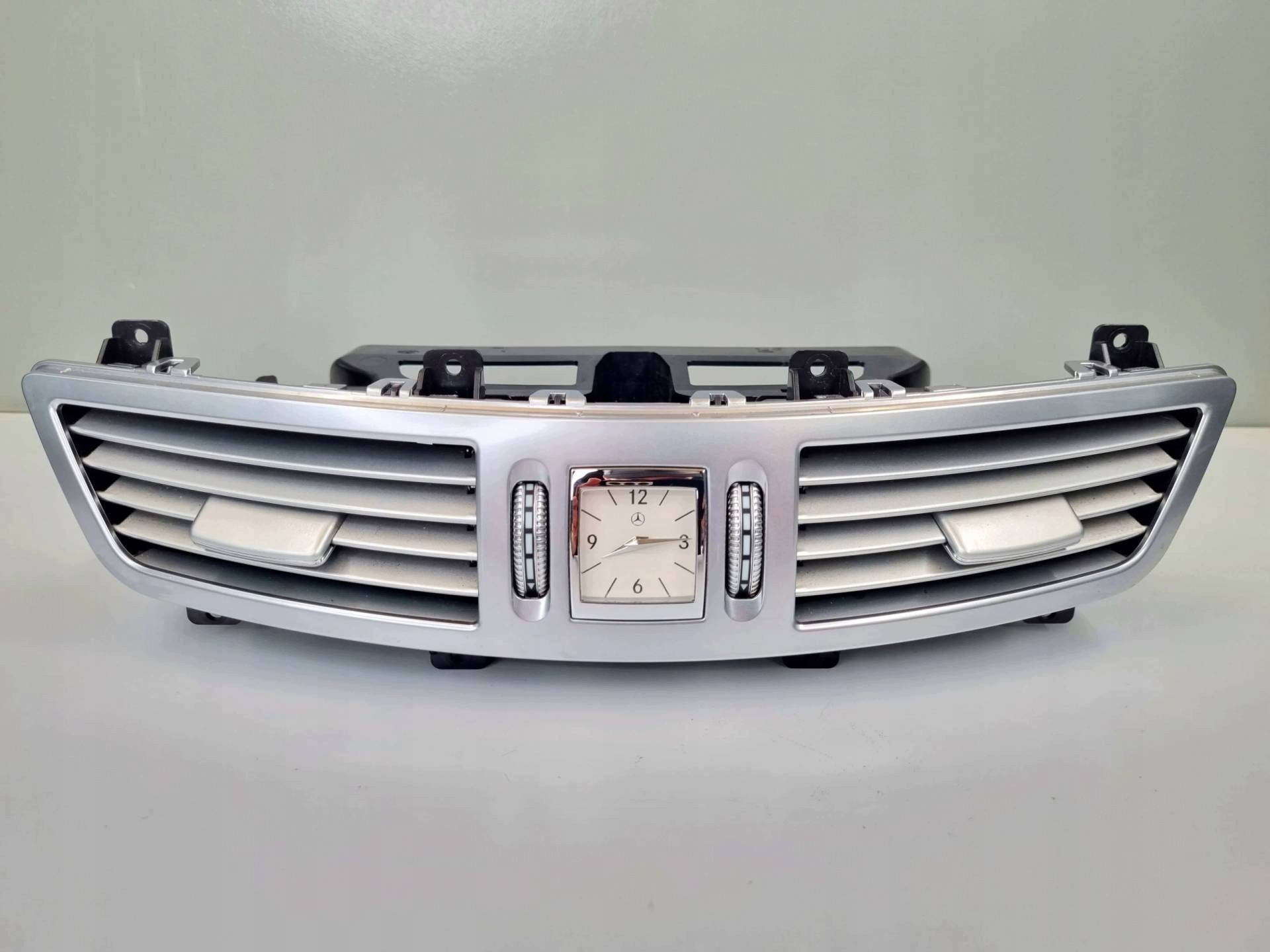 grid air conditioning devices central Mercedes-Benz S W221 facelift 2012 A2218300954