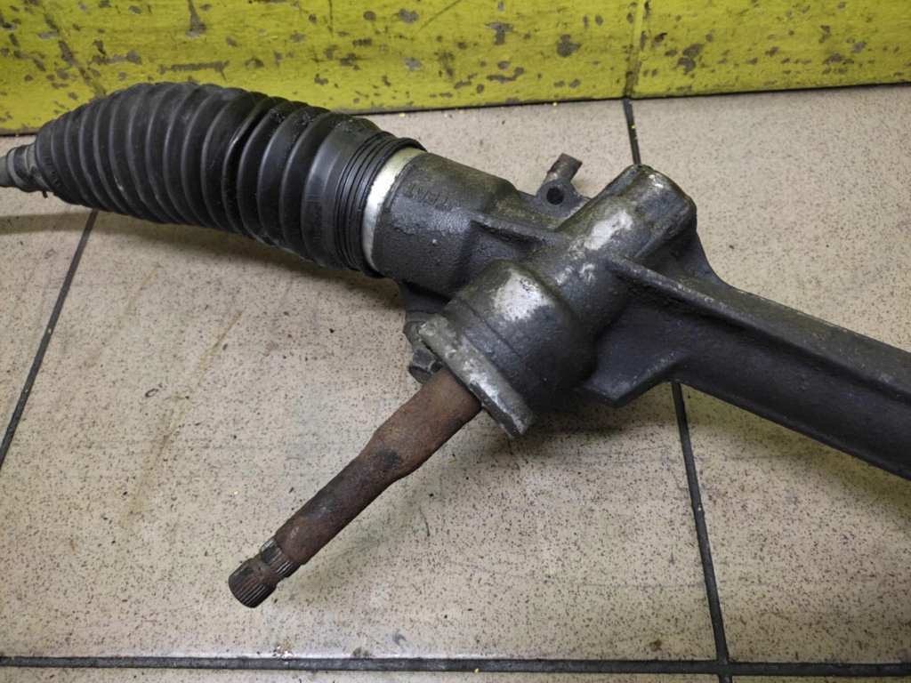 TOYOTA YARIS and servo control