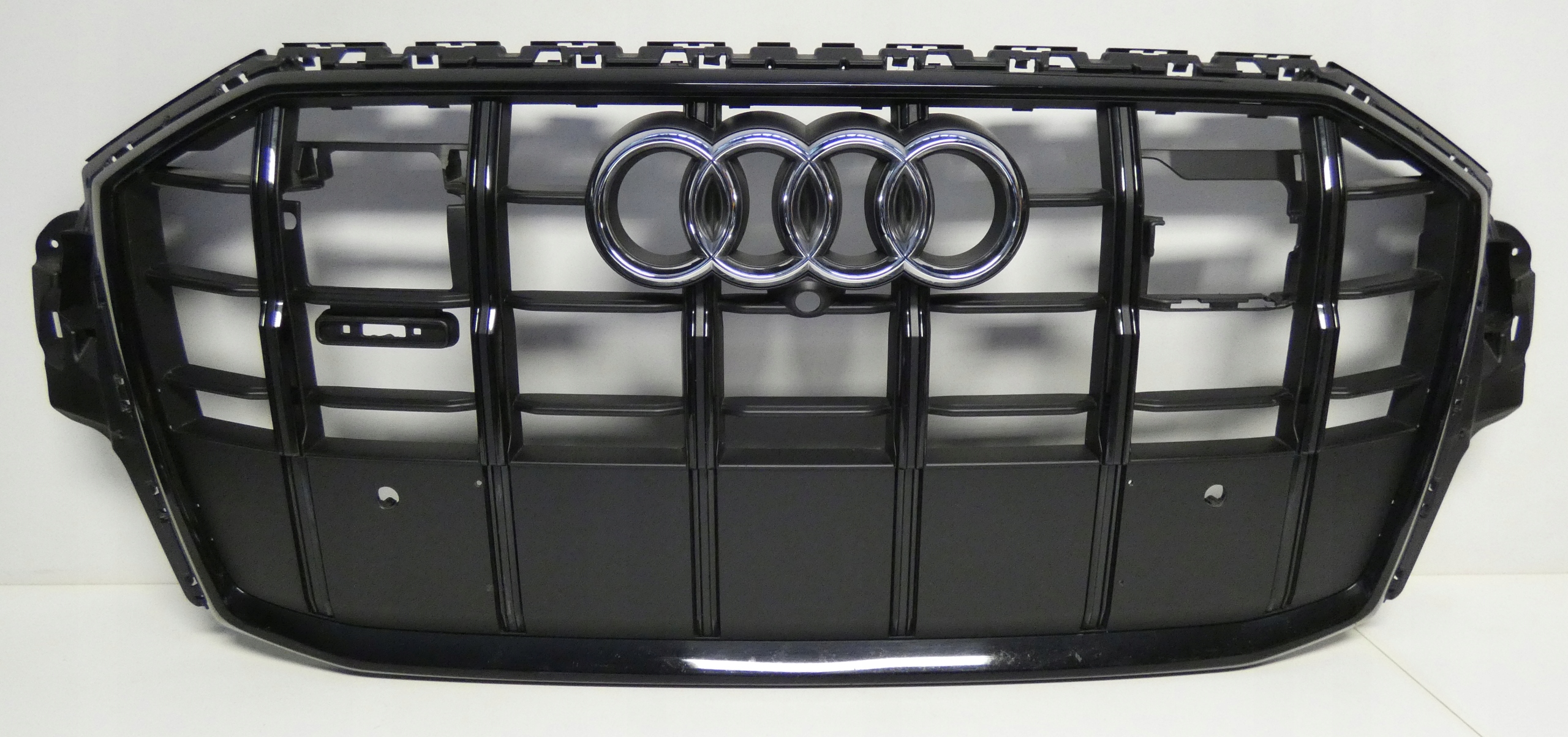 AUDI SQ7 Q7 LIFT 2020- 4M8853651AS 4M8 GRILL GRIL ATRAPA