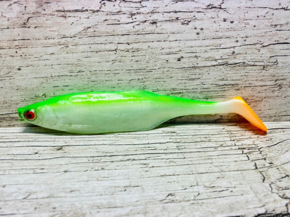 SEWRO CUSTOM UKLEJA FLUO 17cm kopyto Marka Sewro Custom