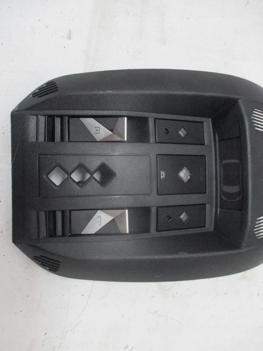 FANALE CIELO INTERNO CITROEN DS7 9818744780