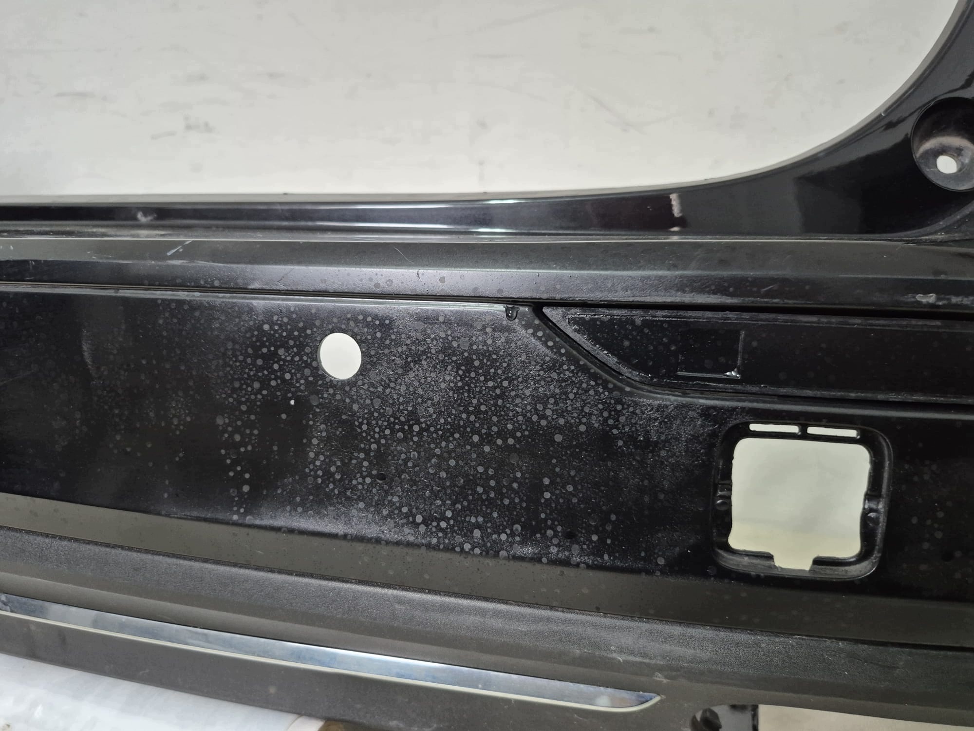 VOLVO V60 II 2 18- bumper rear part rear PDC 31455660