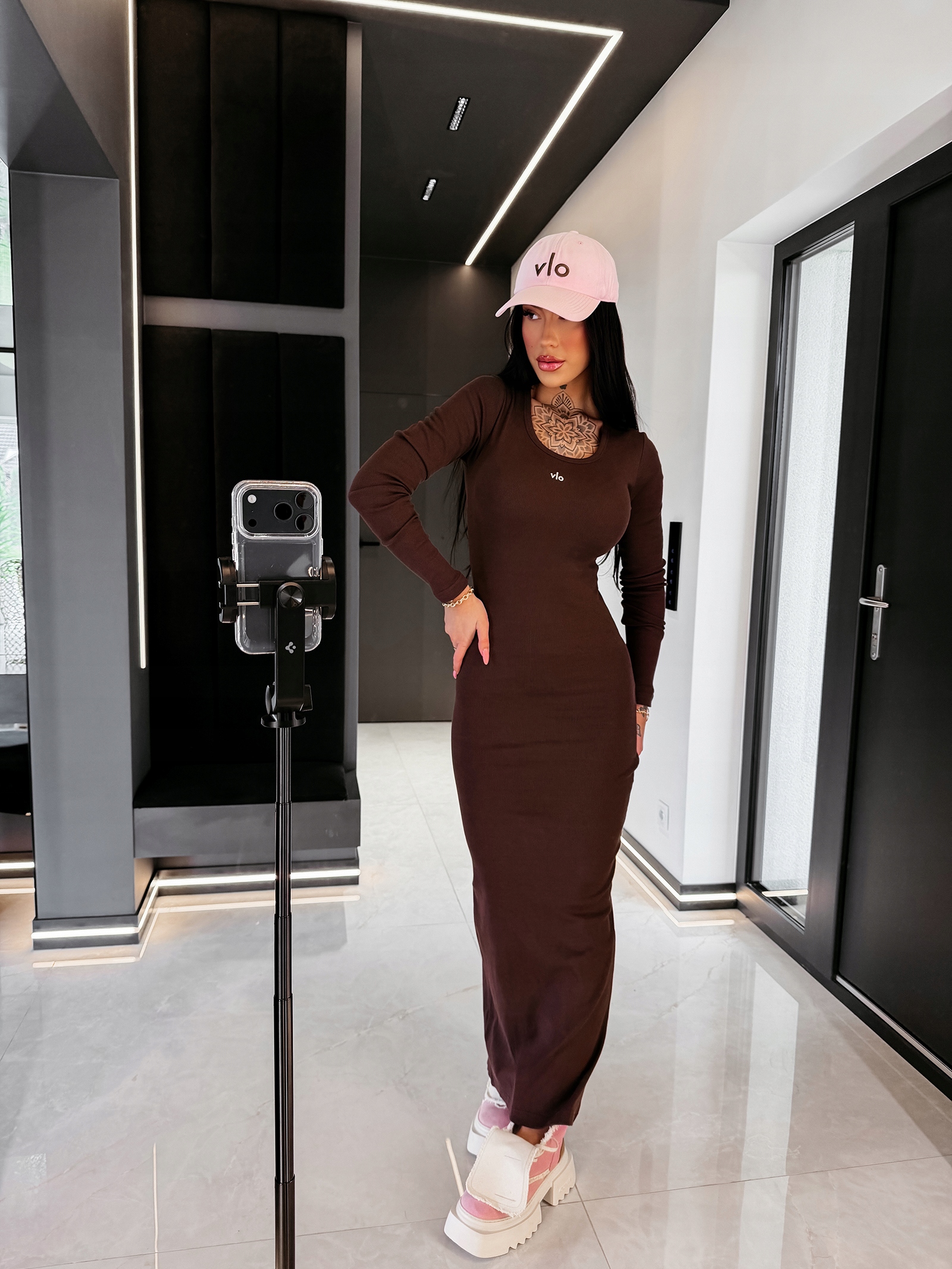 Šaty Olavoga Pisa Hnědá M