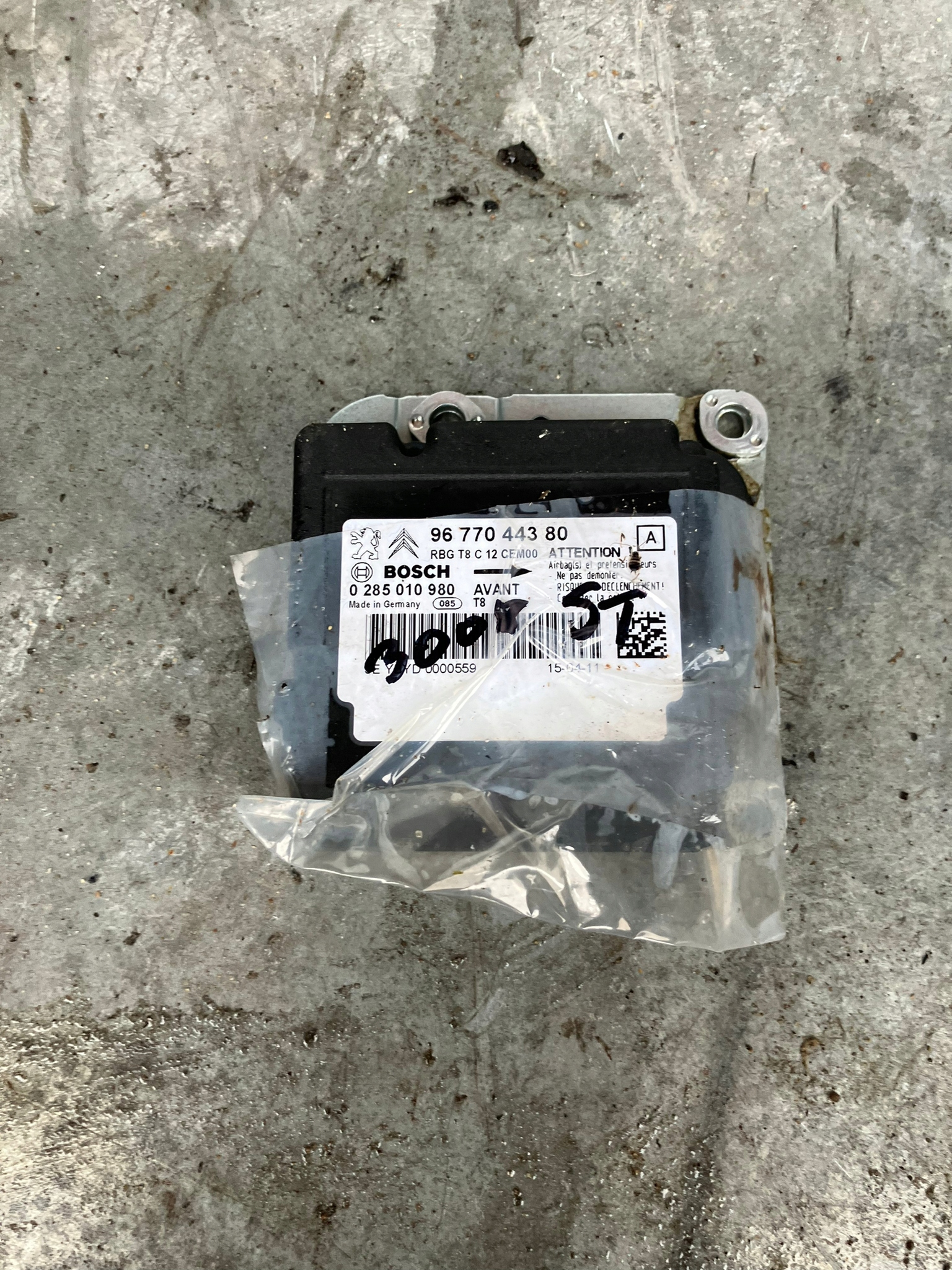 SENSOR airbag 3008 HYBRYDA 9677044380