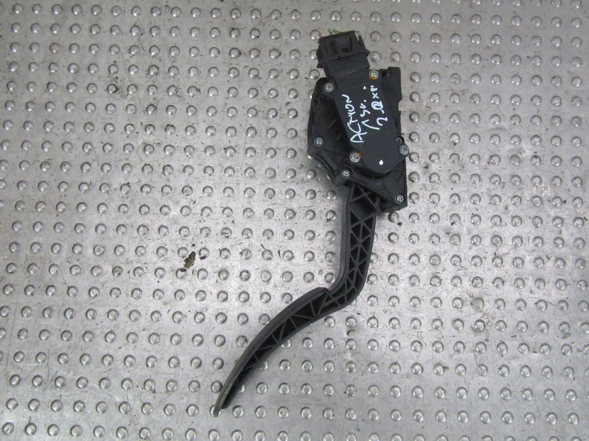 Actyon 2.0D 2013 PEDAŁ POTENCJOMETR GAZU 150KM