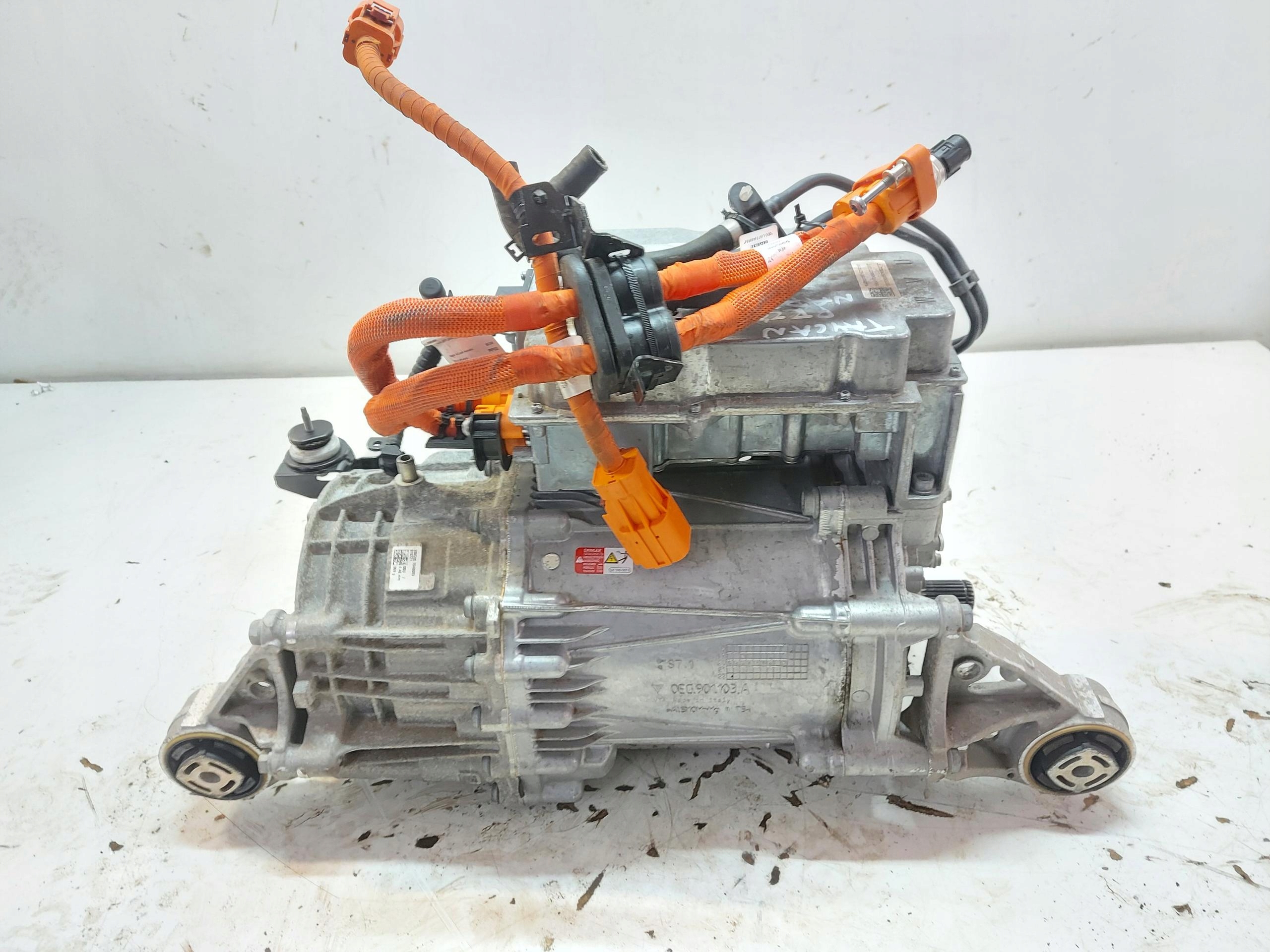 Porsche Taycan 4S 9J1 2021r engine naped electrical 9J1901131E