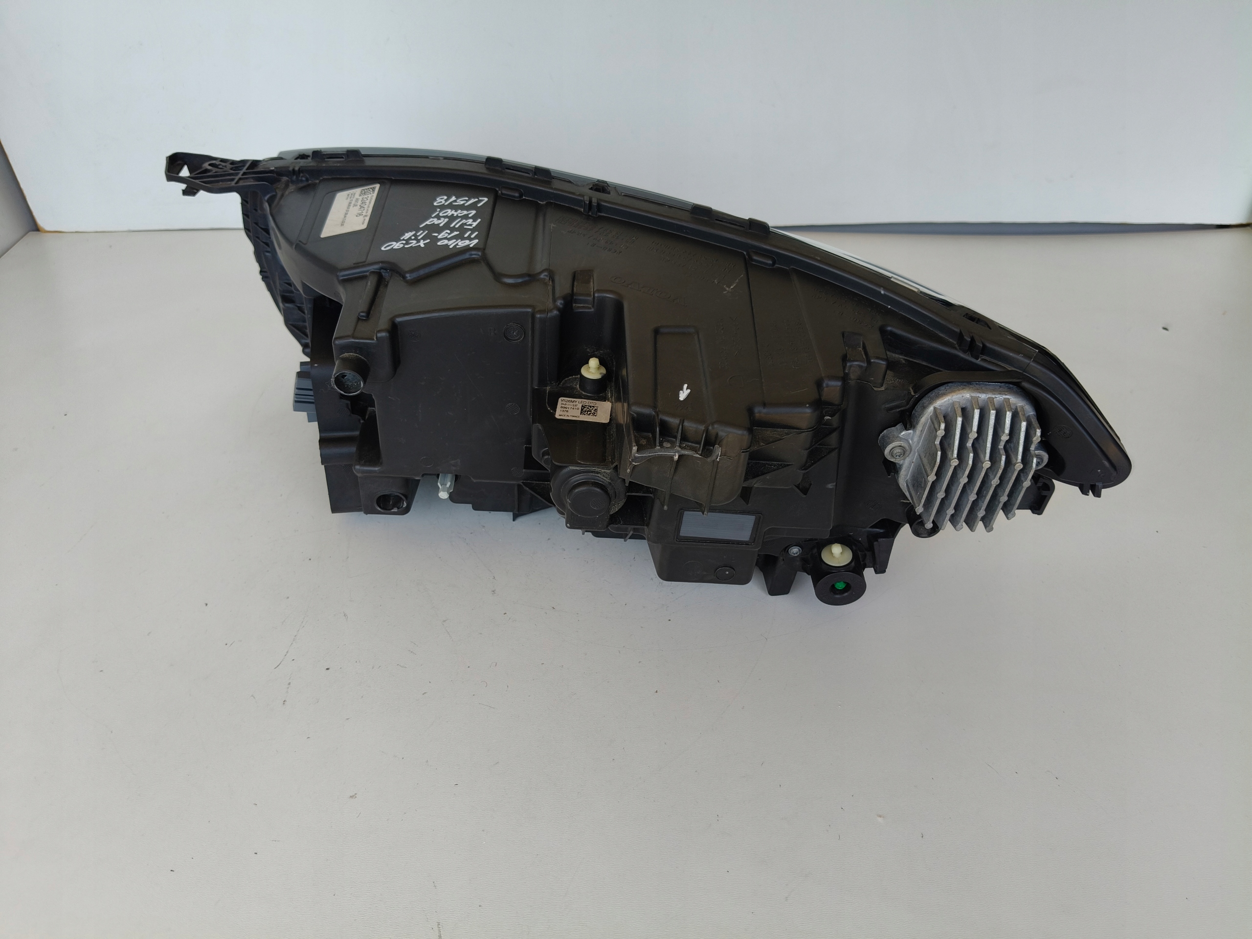 light right REFLEKTOR VOLVO XC90 II 19- LIFT FULL LED ACTIVE HIGH BEAM
