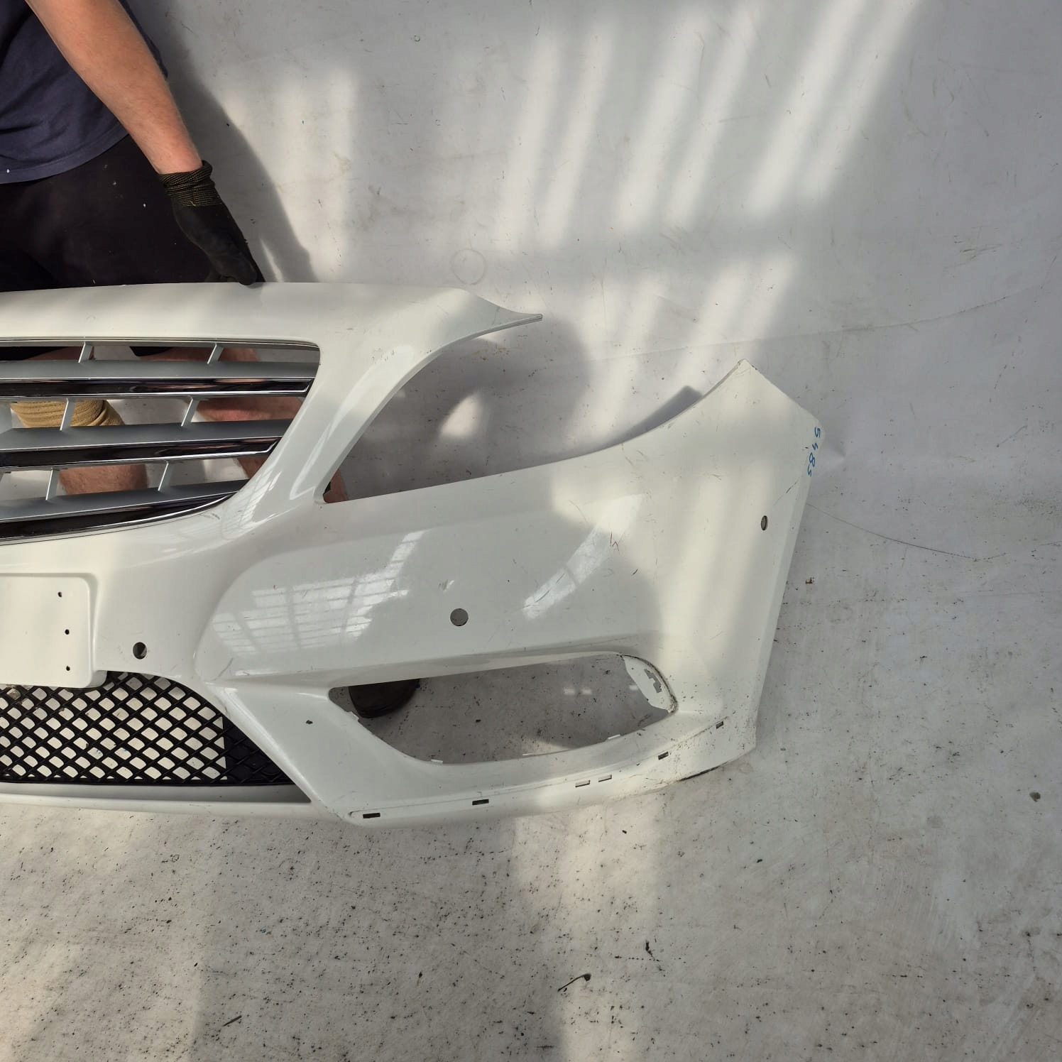 MERCEDES B-KLASA W246 11- bumper front front PDC A2468850525
