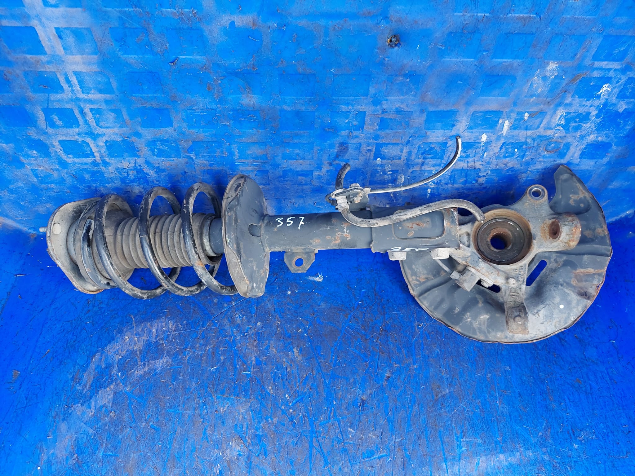 MCPERSON swing TOYOTA COROLLA 43212 left