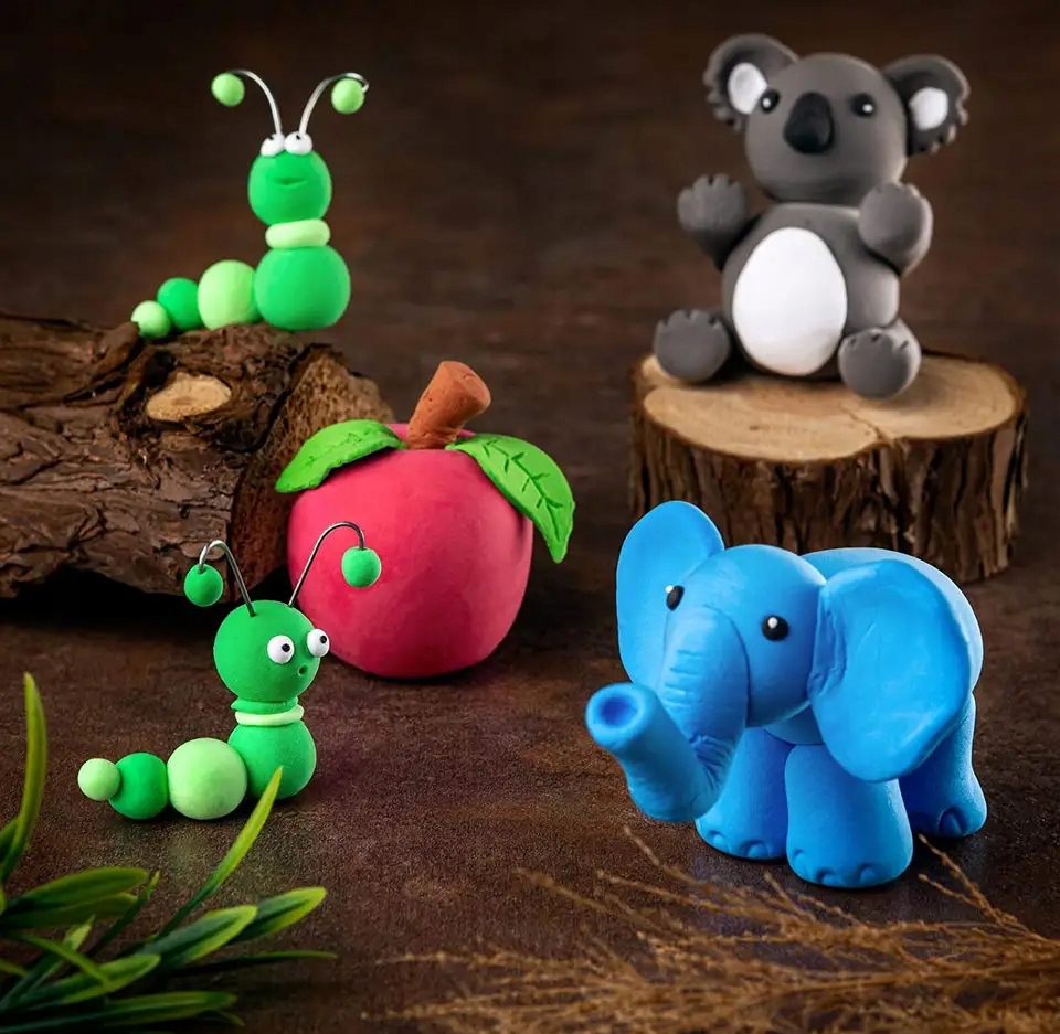 PIANKOLINA CIASTOLINA SENSO PLASTELINA GLINA 15el. Bohater / Bajka Inny